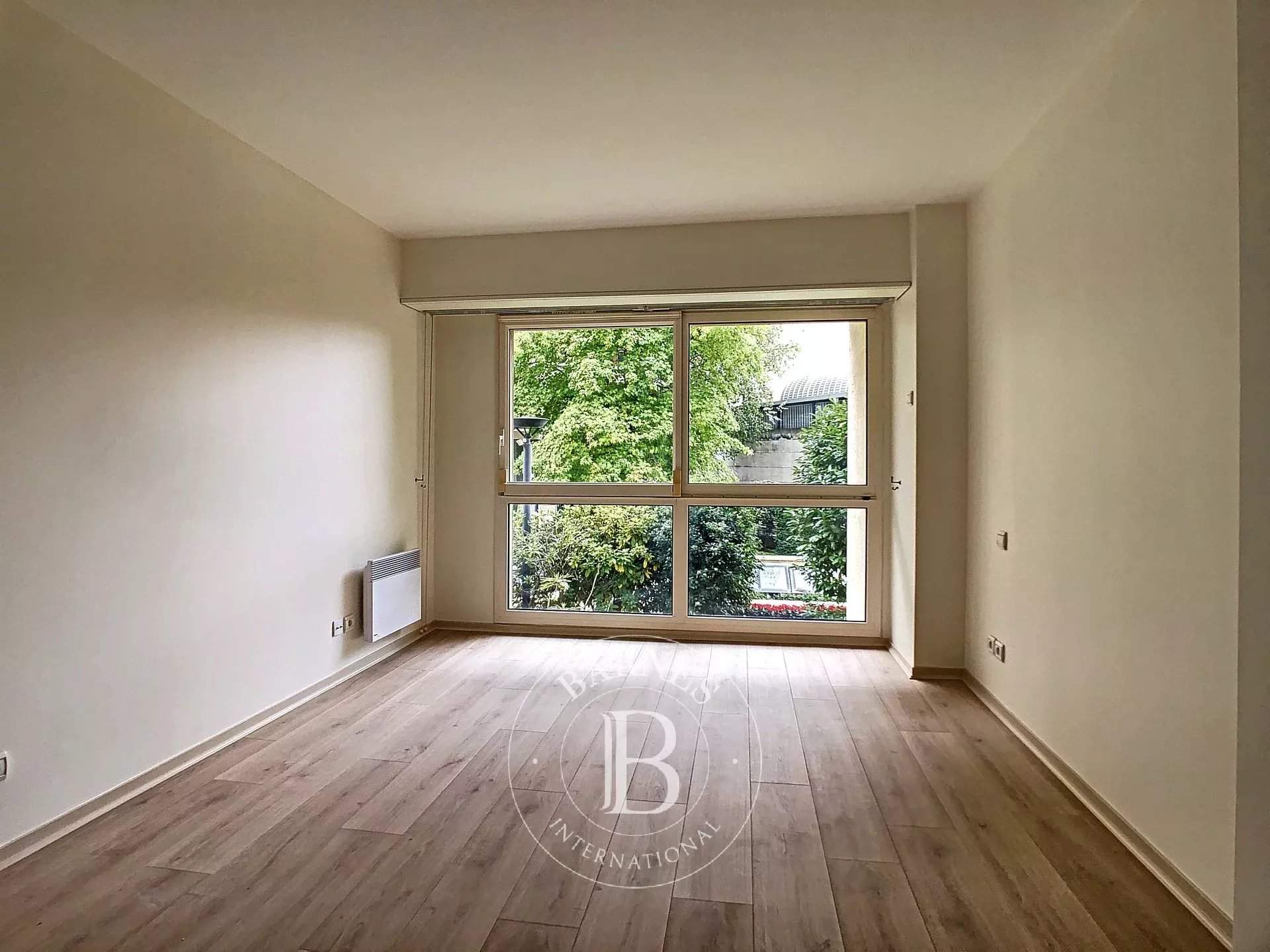 Paris  - Appartement 4 Pièces 2 Chambres - picture 4