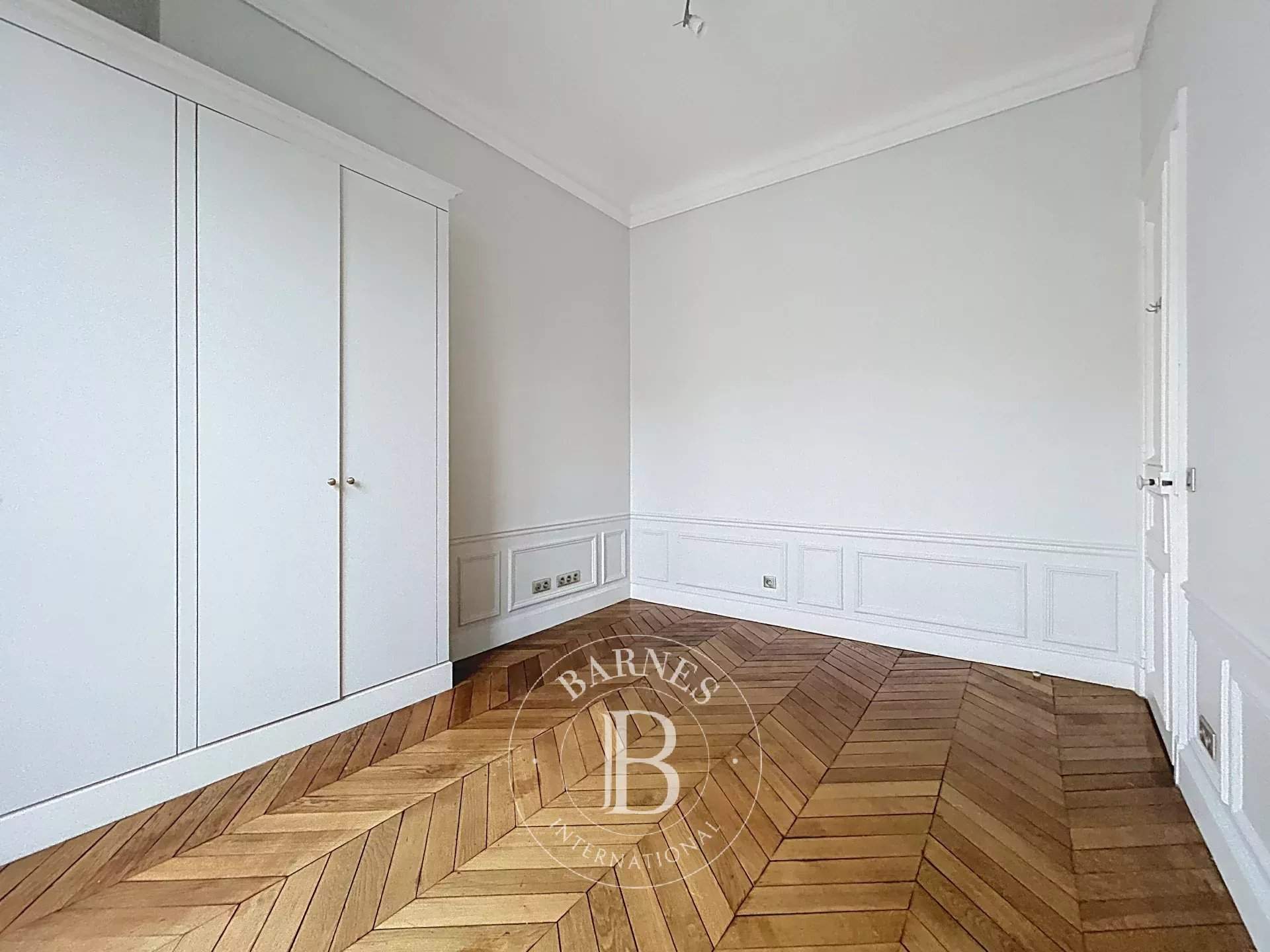 Paris  - Appartement 8 Pi&egrave;ces 5 Chambres - picture 19