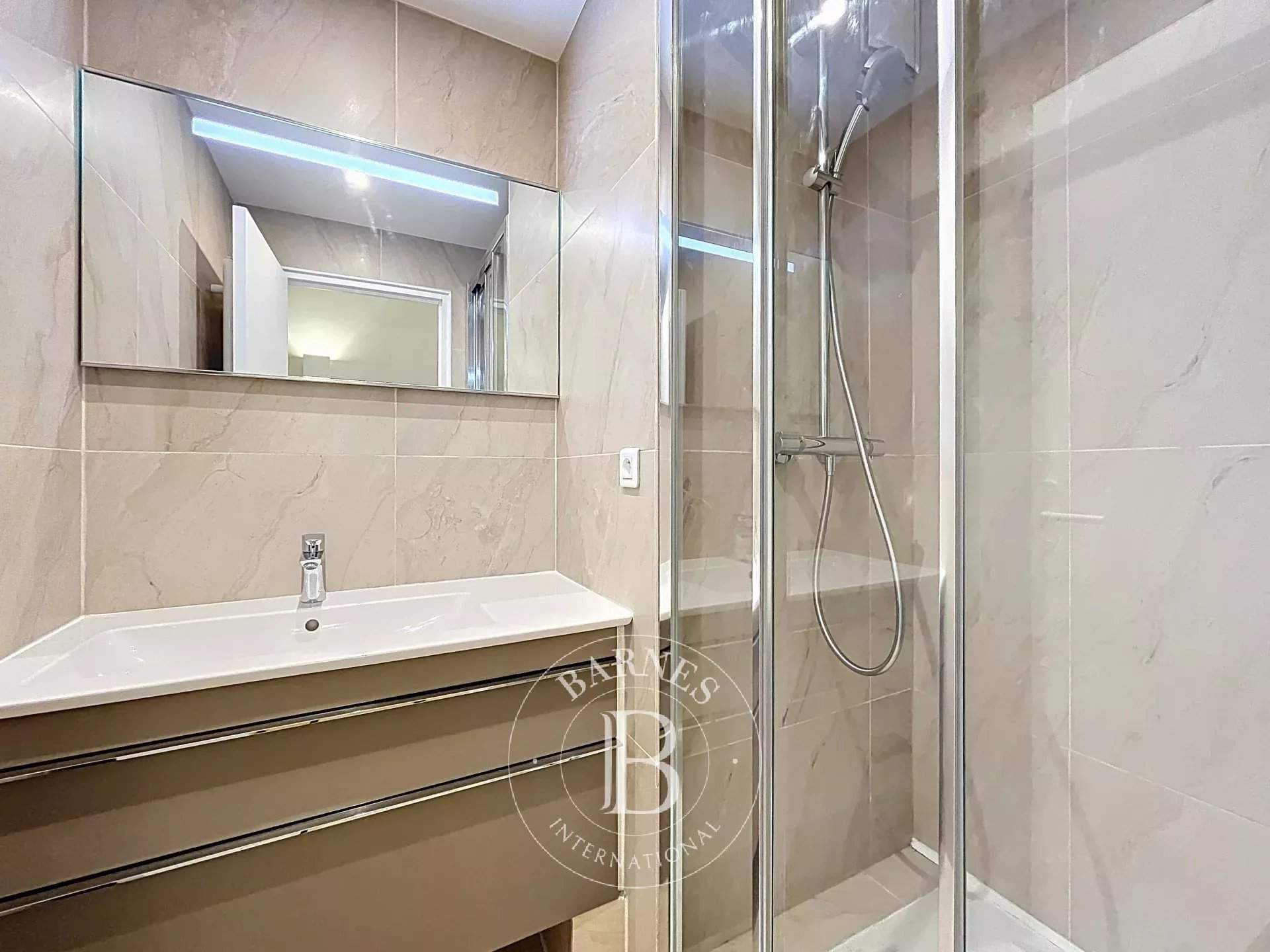 Paris  - Appartement 5 Pi&egrave;ces 4 Chambres - picture 18