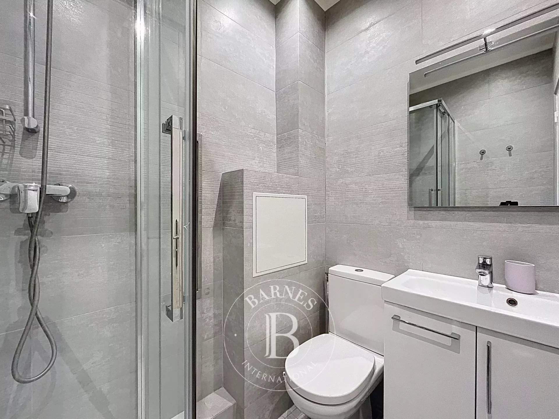 Paris  - Appartement 3 Pi&egrave;ces 2 Chambres - picture 6