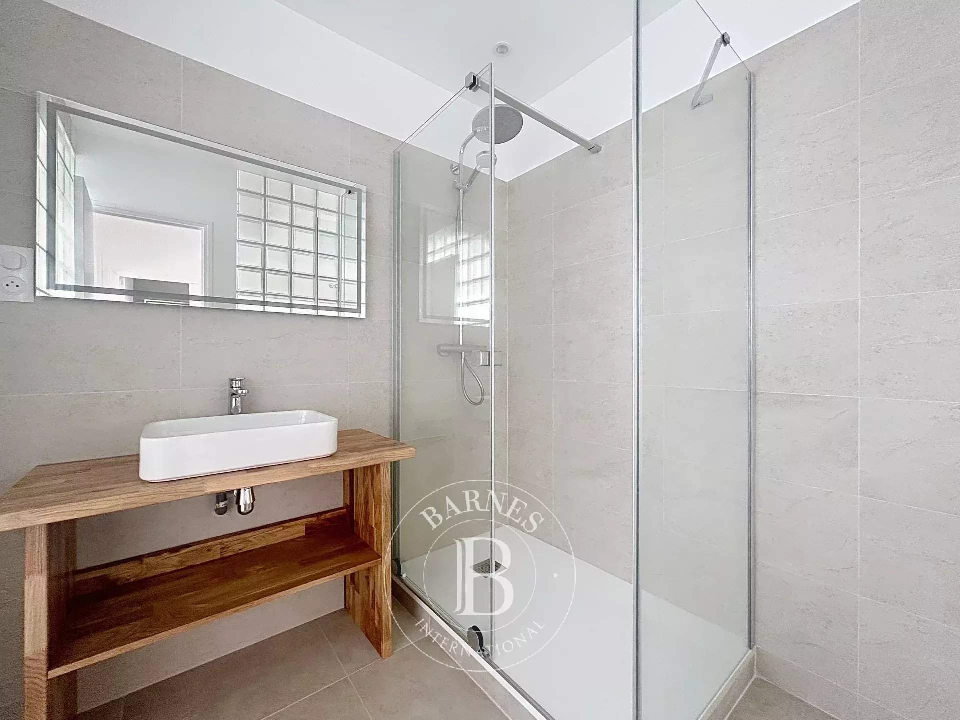 Paris  - Apartment 1 Bedroom - picture 6