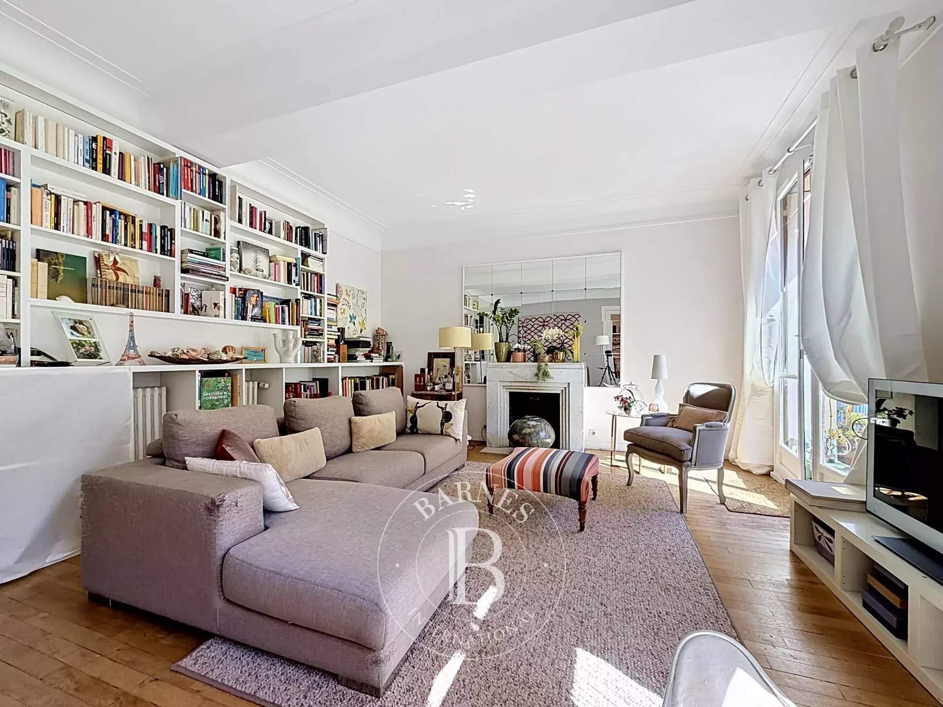 Paris  - Apartment 2 Bedrooms - picture 1