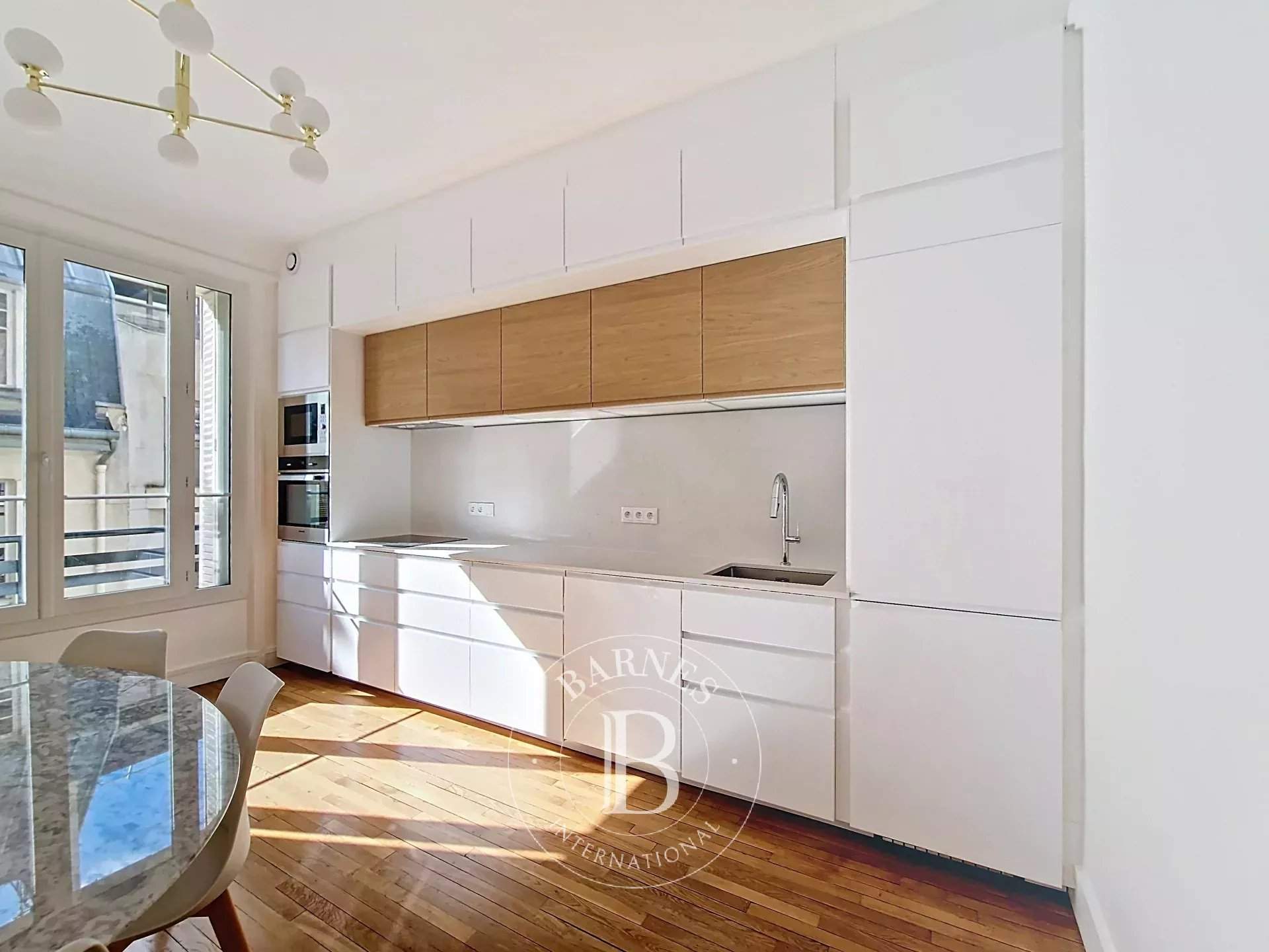 Paris  - Appartement 5 Pièces 3 Chambres - picture 8