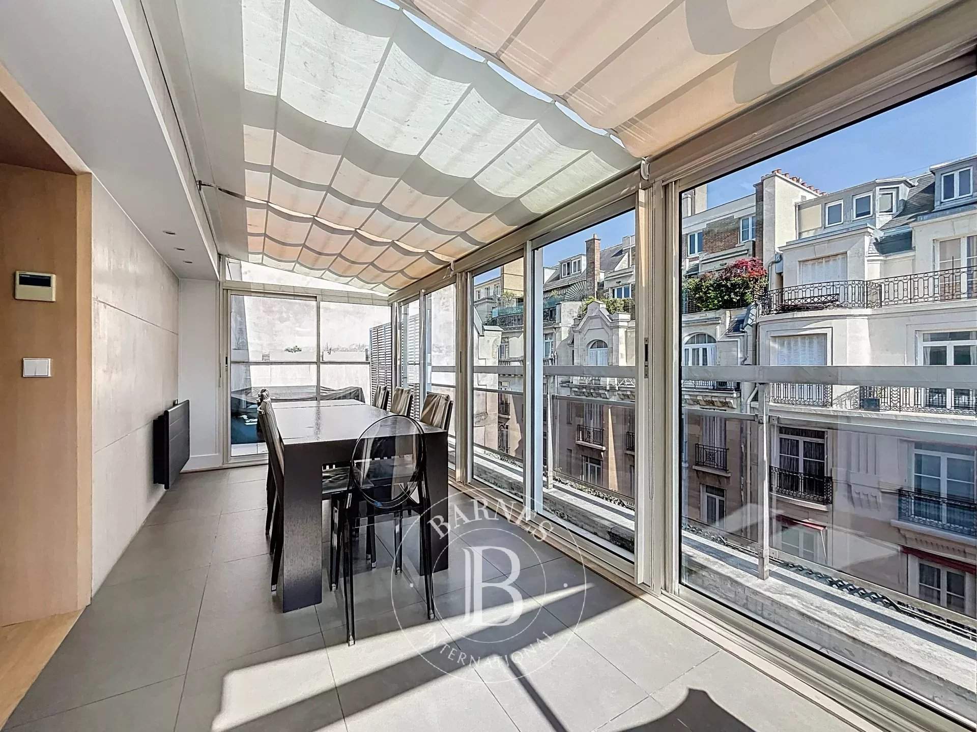 Paris  - Triplex 5 Pièces 3 Chambres - picture 4