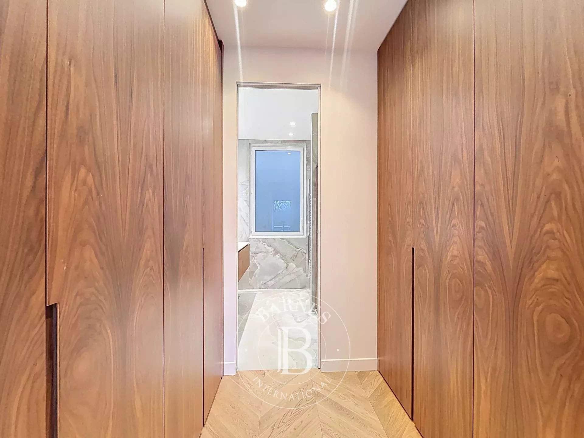 Paris  - Apartment 3 Bedrooms - picture 17