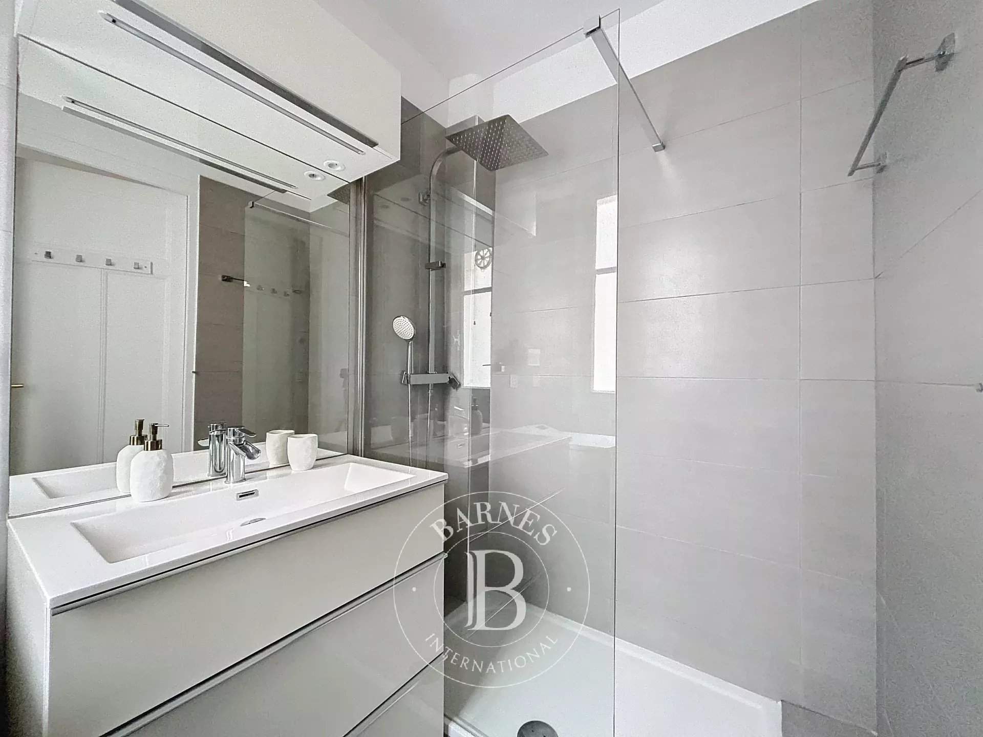 Paris  - Apartment 1 Bedroom - picture 4