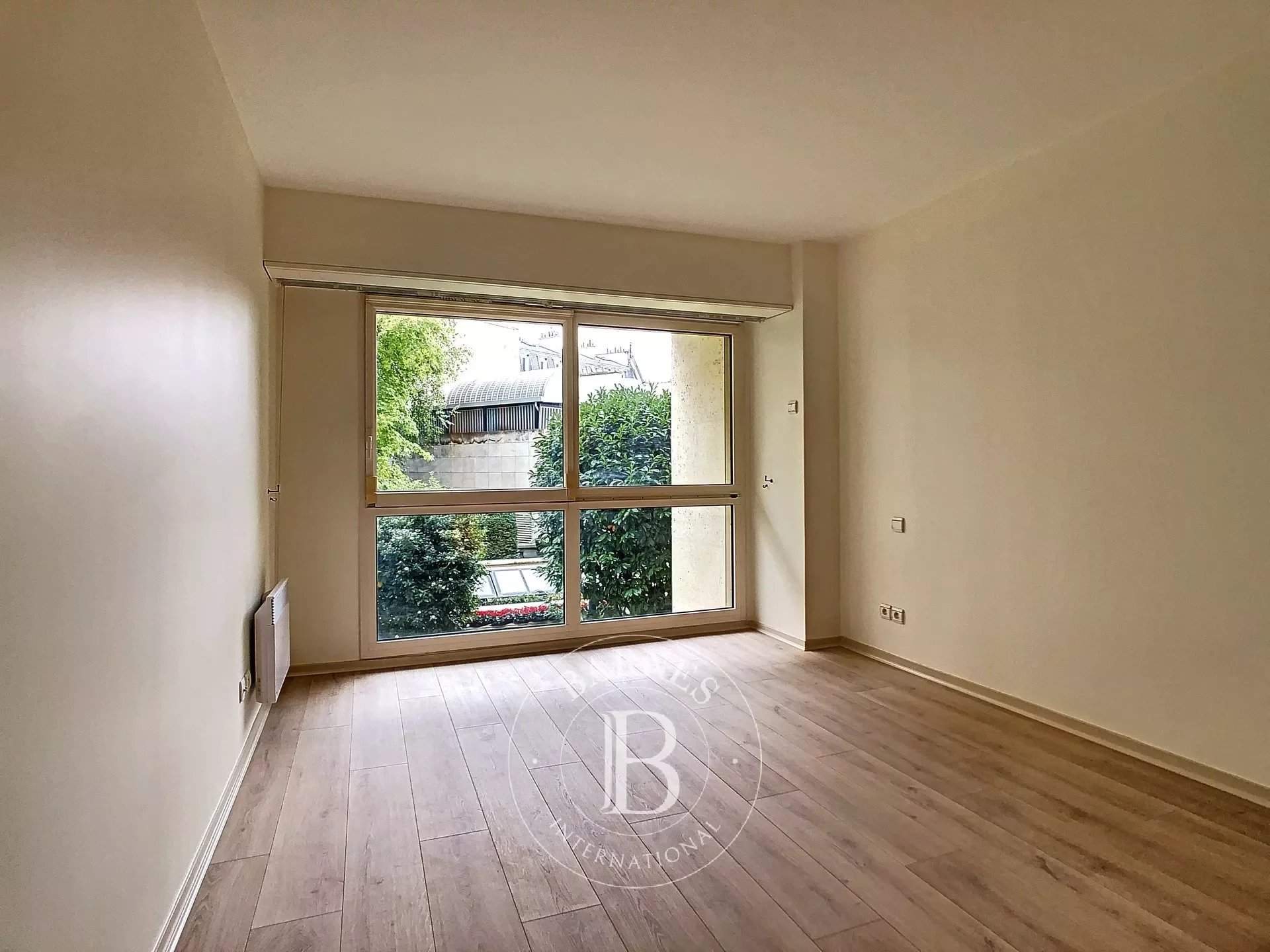 Paris  - Appartement 4 Pièces 2 Chambres - picture 17