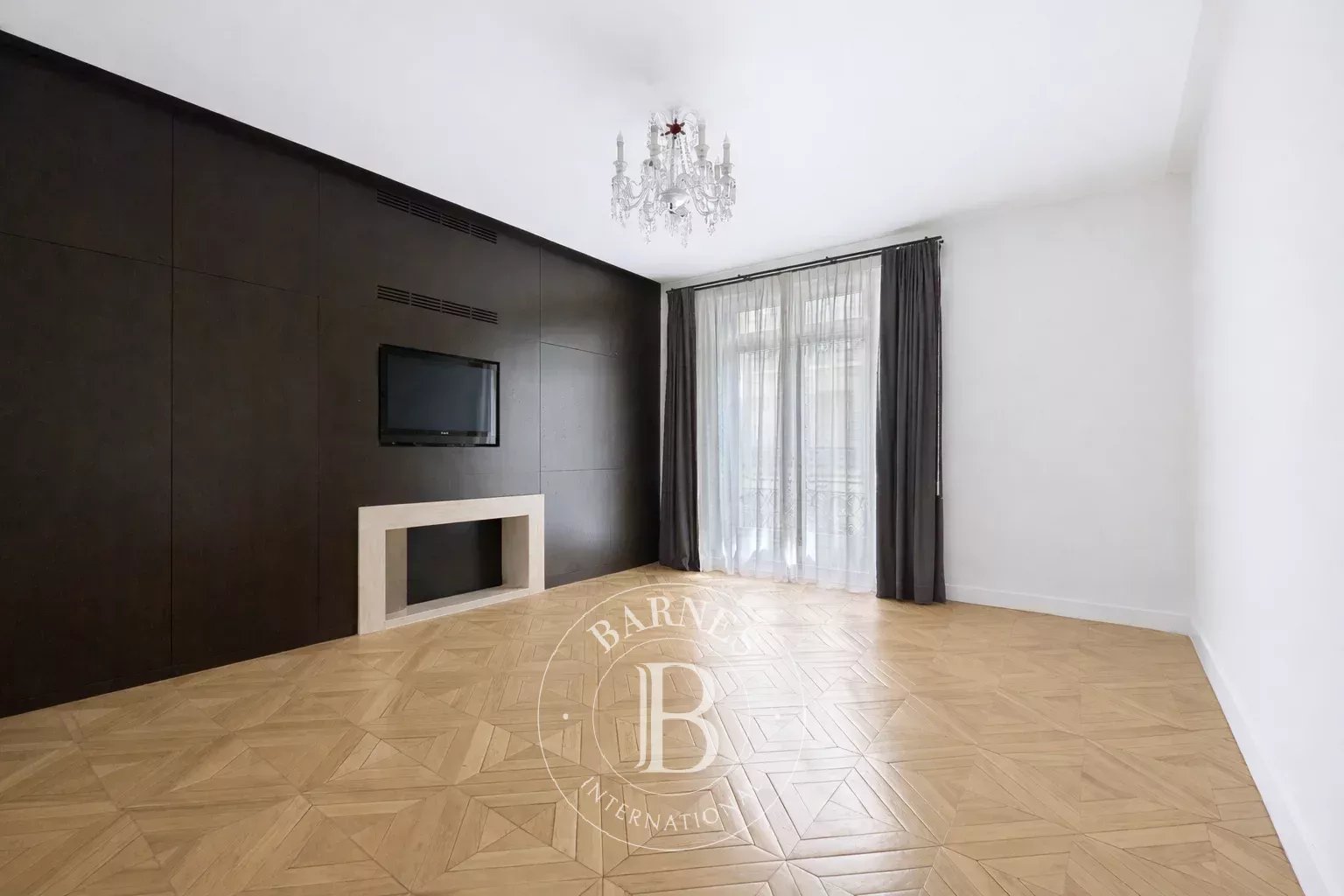 Paris  - Appartement 6 Pi&egrave;ces 3 Chambres - picture 13