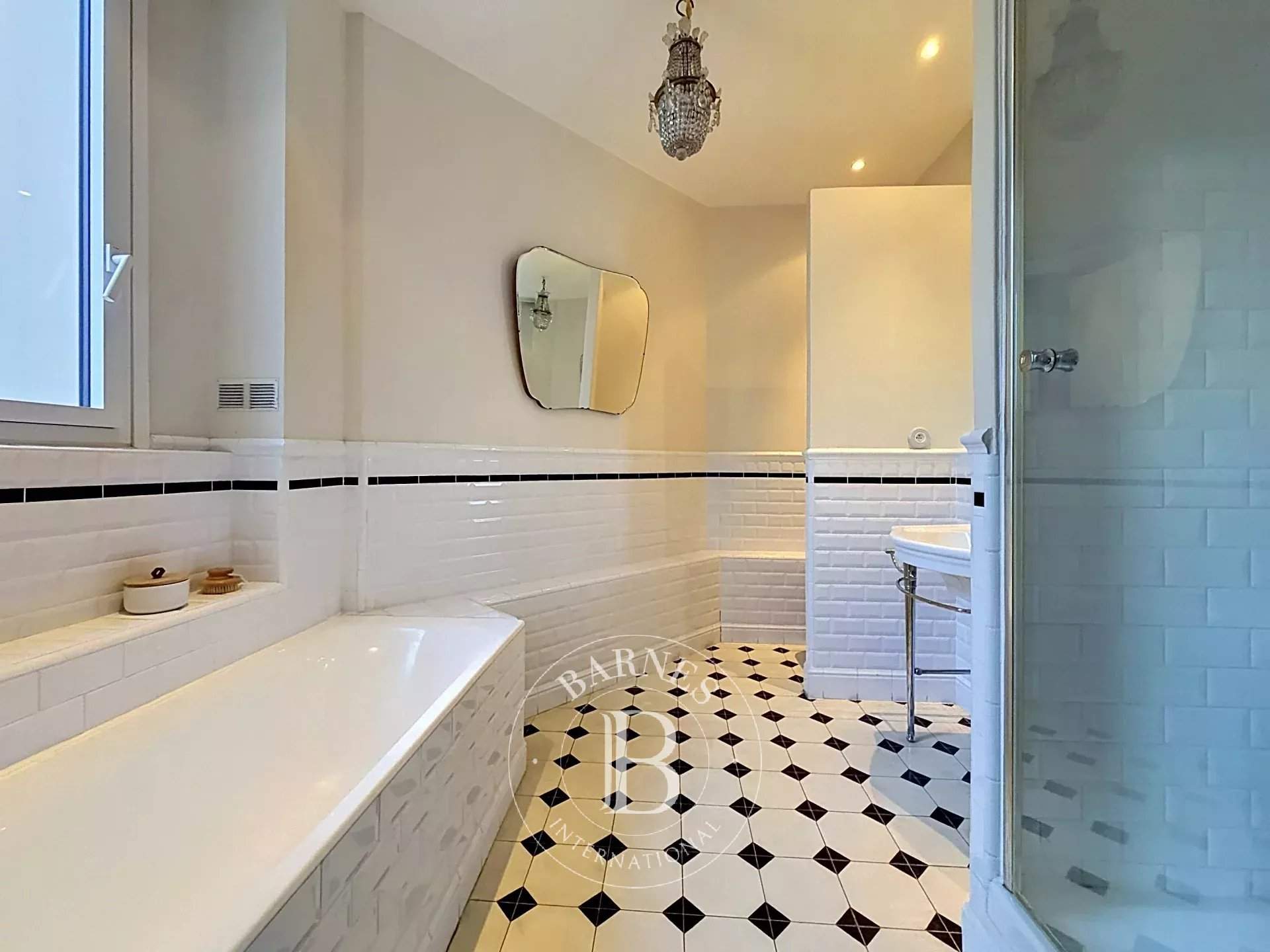Paris  - Apartment 2 Bedrooms - picture 14