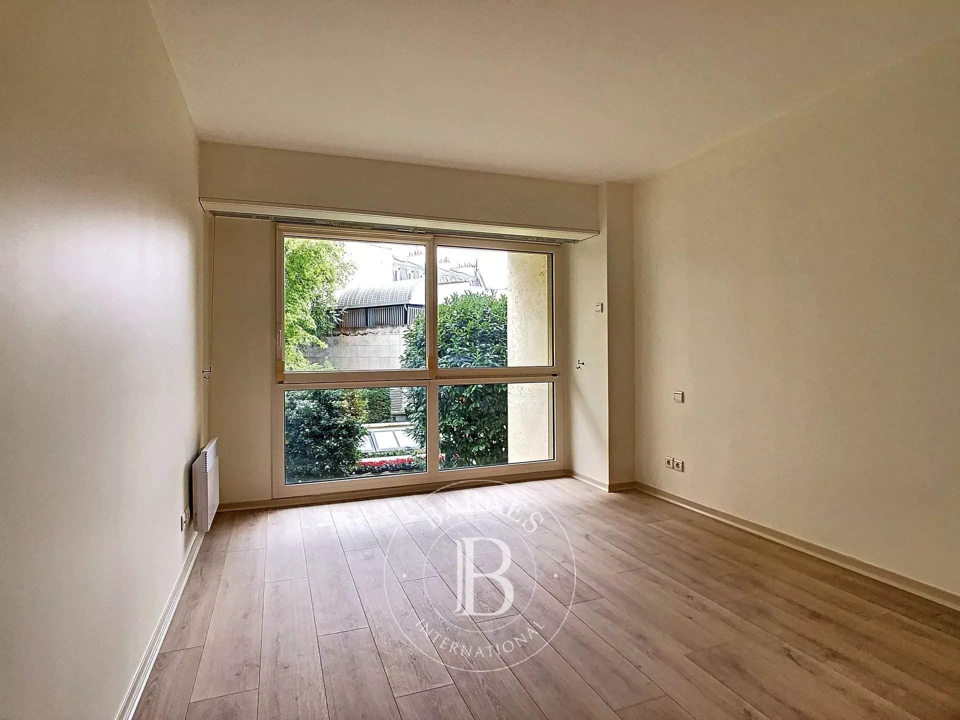 Paris  - Appartement 4 Pièces 2 Chambres - picture 17