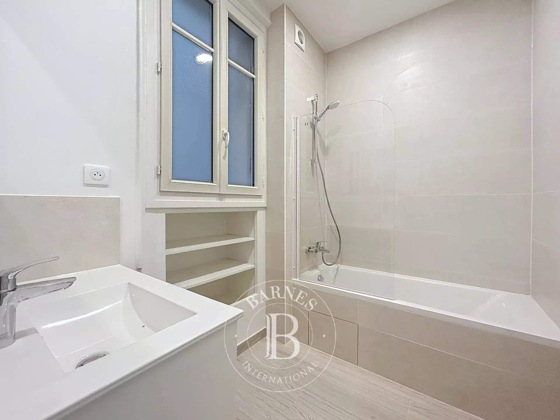 Paris  - Appartement 3 Pièces 2 Chambres - picture 10