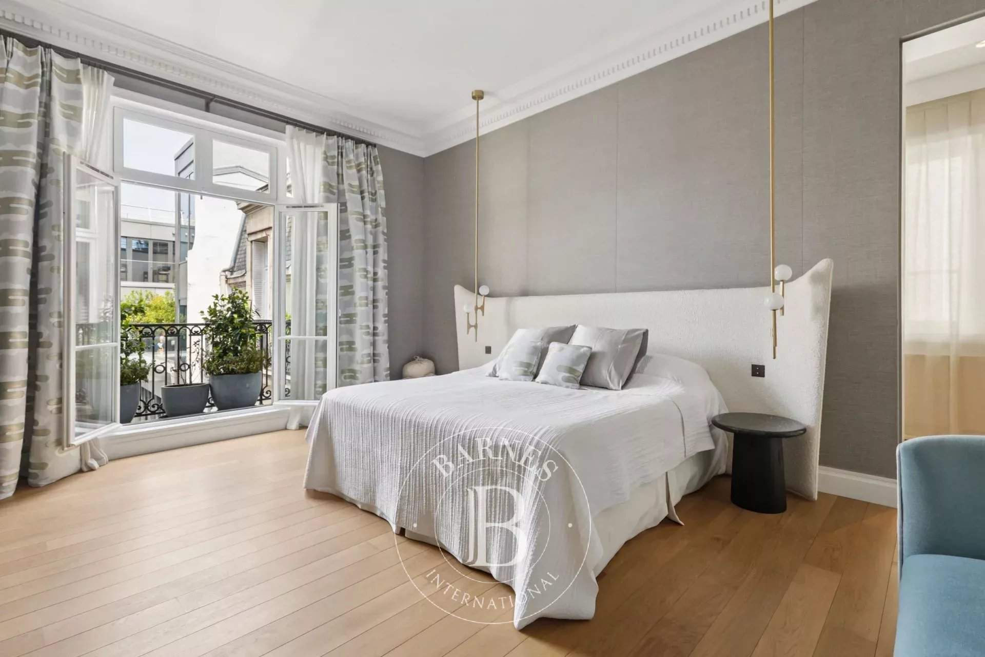 Paris  - Apartment 5 Bedrooms - picture 17