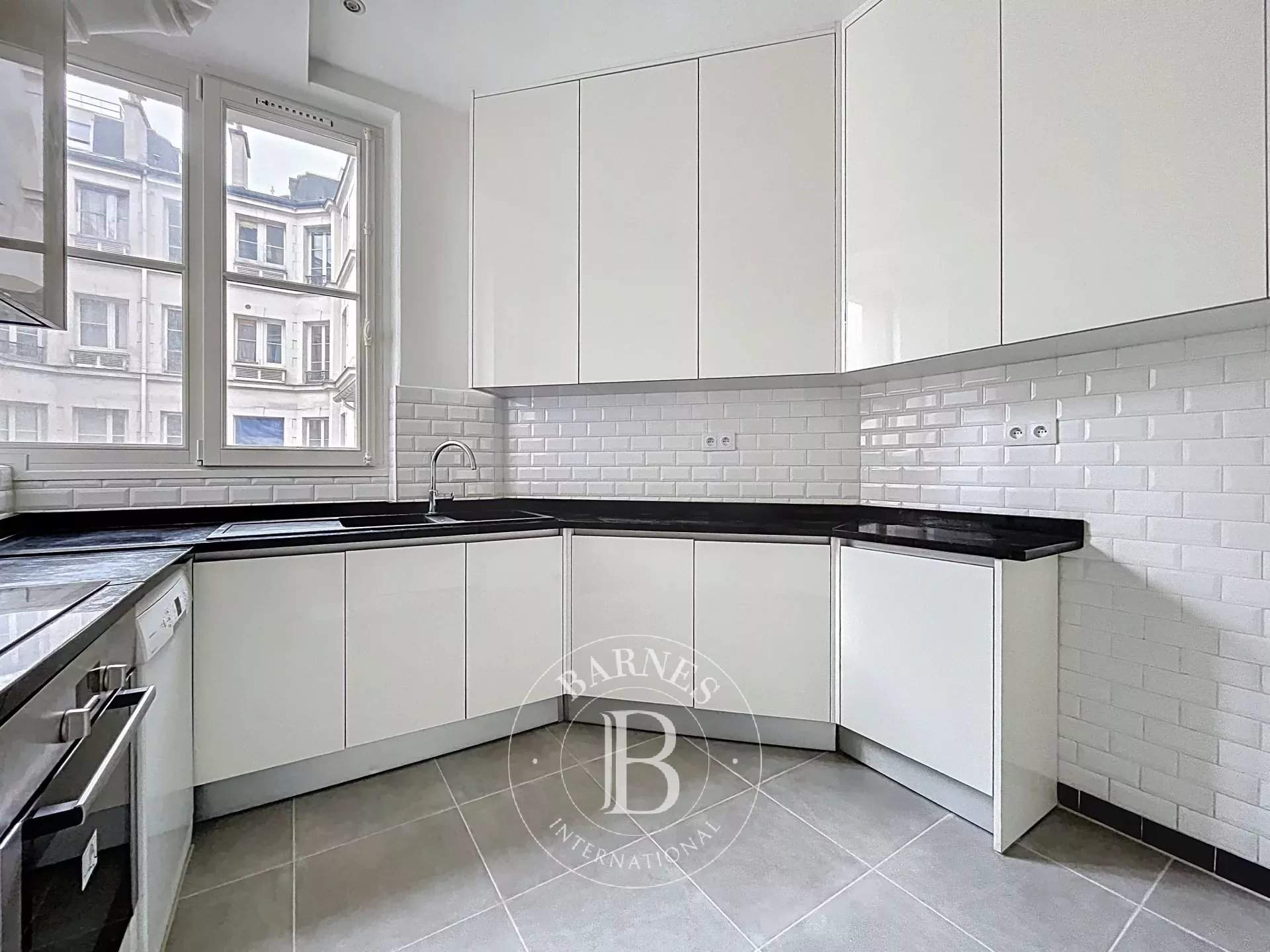 Paris  - Appartement 4 Pi&egrave;ces 3 Chambres - picture 17