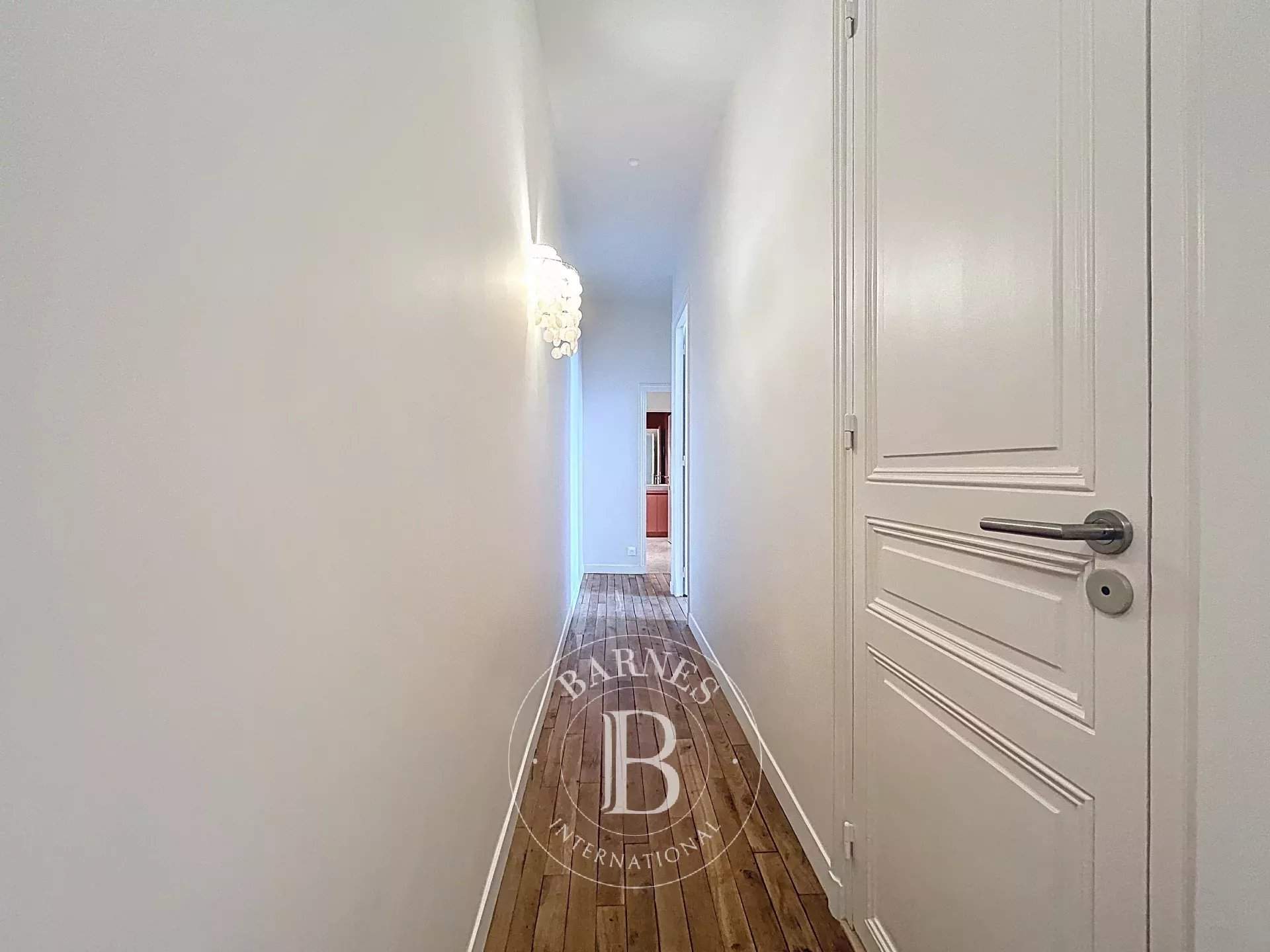 Paris  - Apartment 4 Bedrooms - picture 11