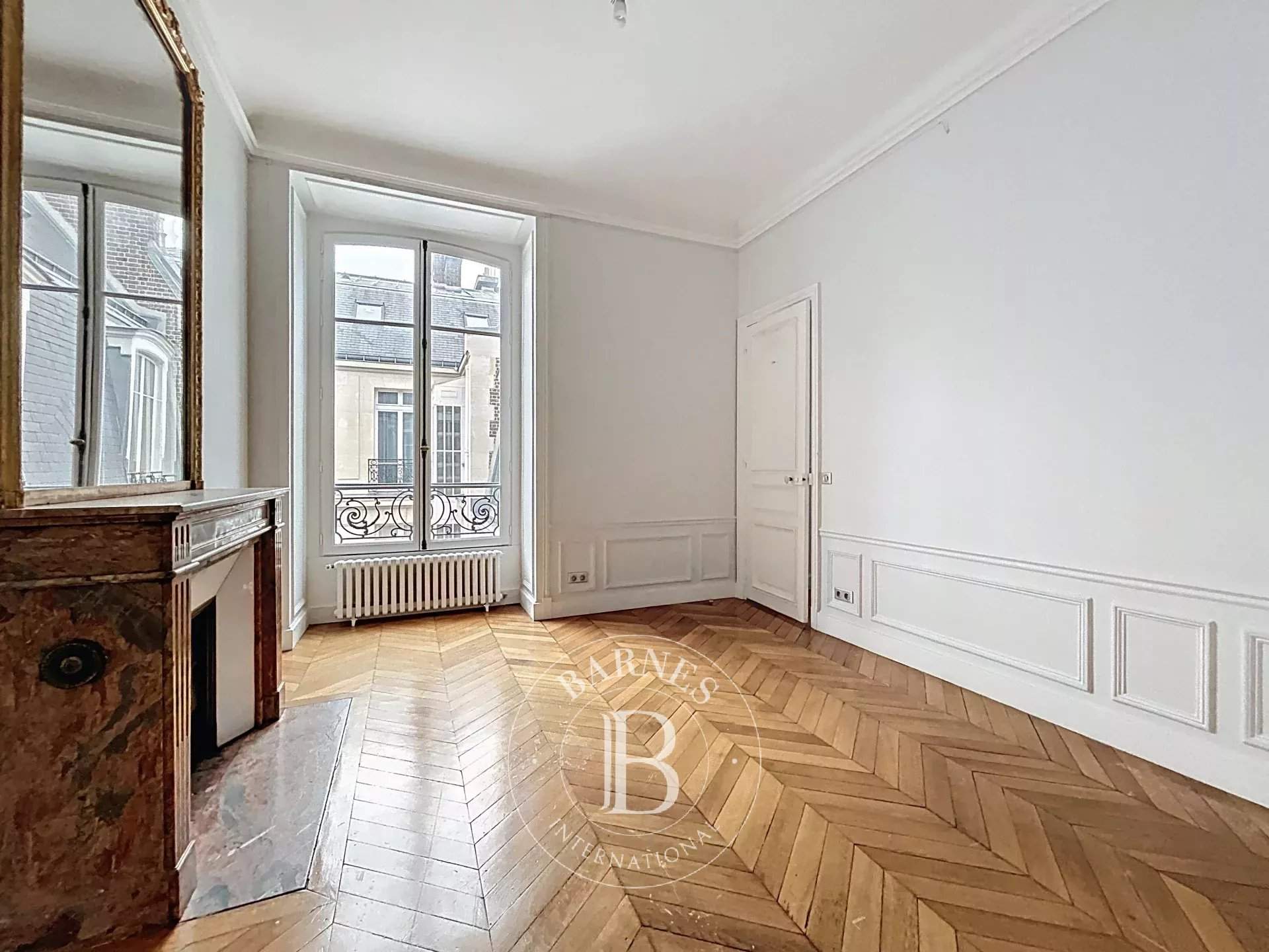 Paris  - Appartement 8 Pi&egrave;ces 5 Chambres - picture 12