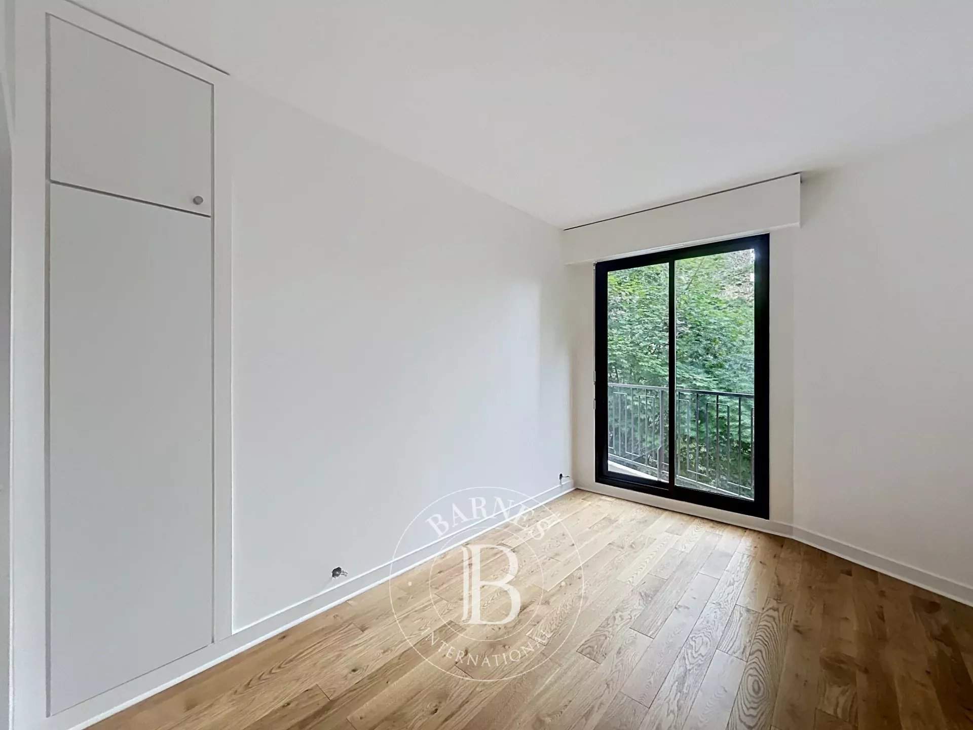 Paris  - Appartement 4 Pi&egrave;ces 2 Chambres - picture 7