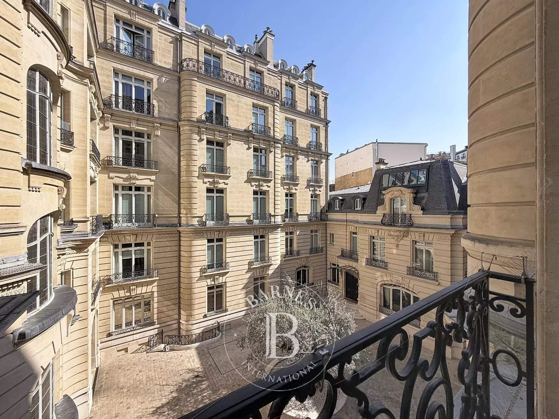 Paris  - Apartment 3 Bedrooms - picture 10