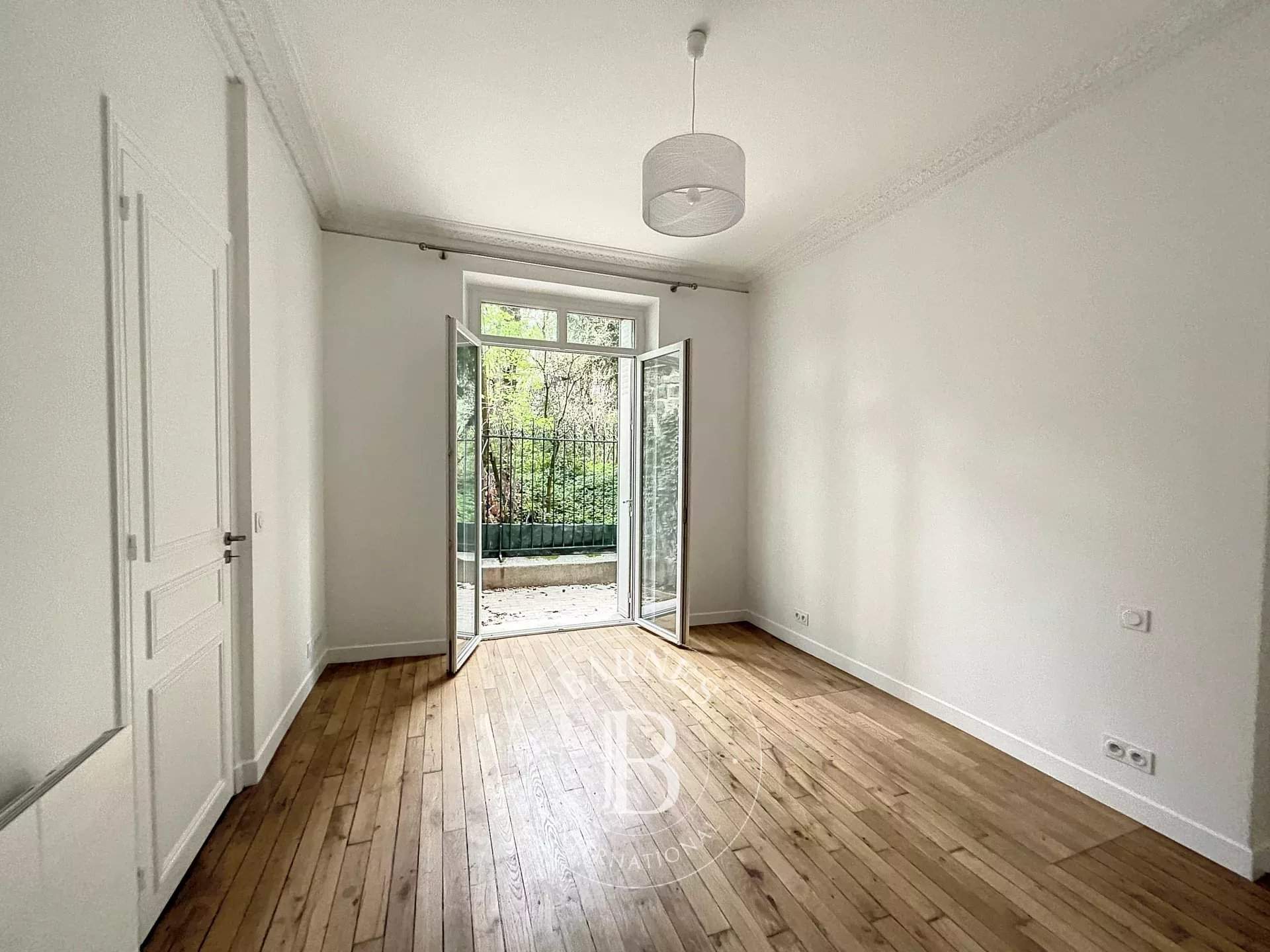 Paris  - Appartement 2 Pi&egrave;ces, 1 Chambre - picture 3