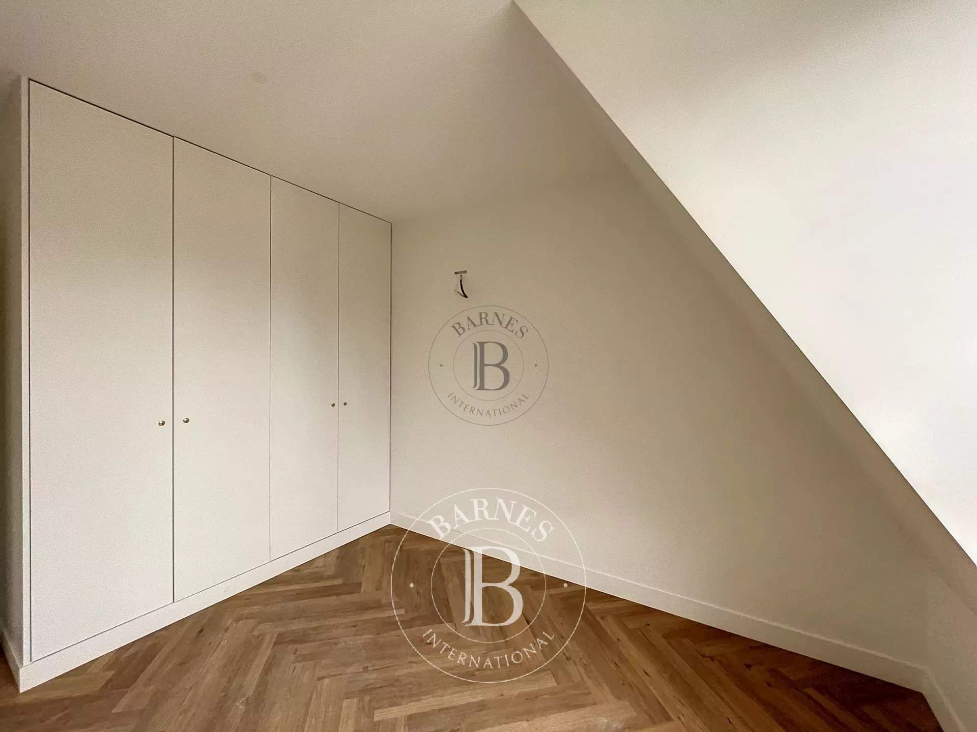 Paris  - Apartment 2 Bedrooms - picture 9