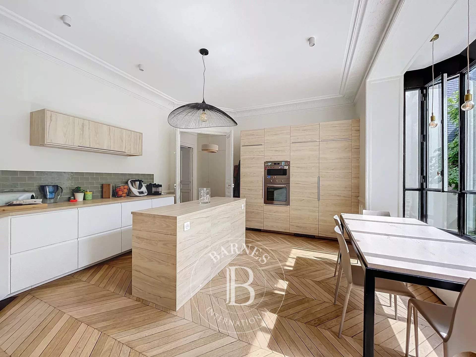 Paris  - Apartment 4 Bedrooms - picture 3