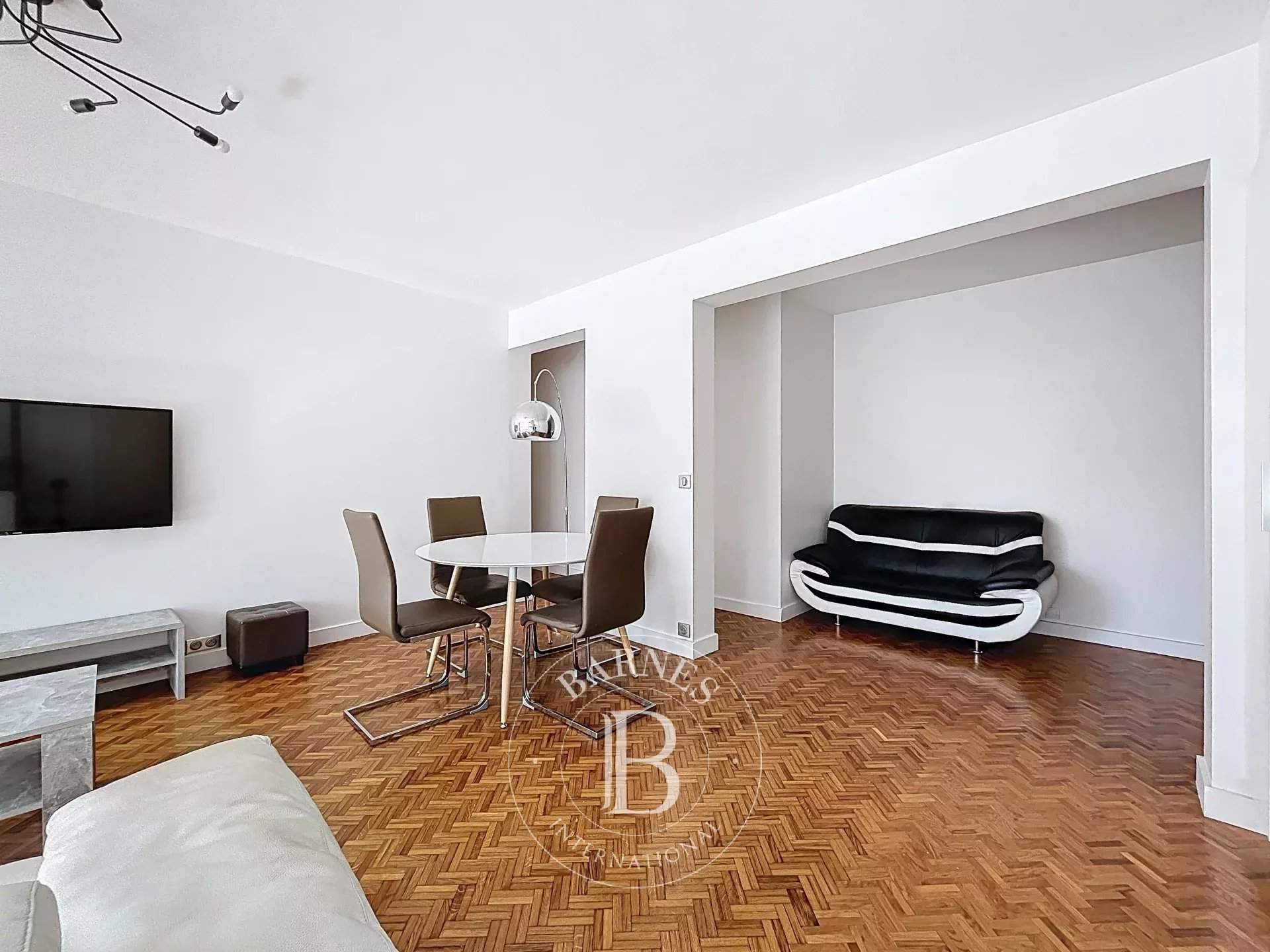 Paris  - Appartement 3 Pièces 2 Chambres - picture 10