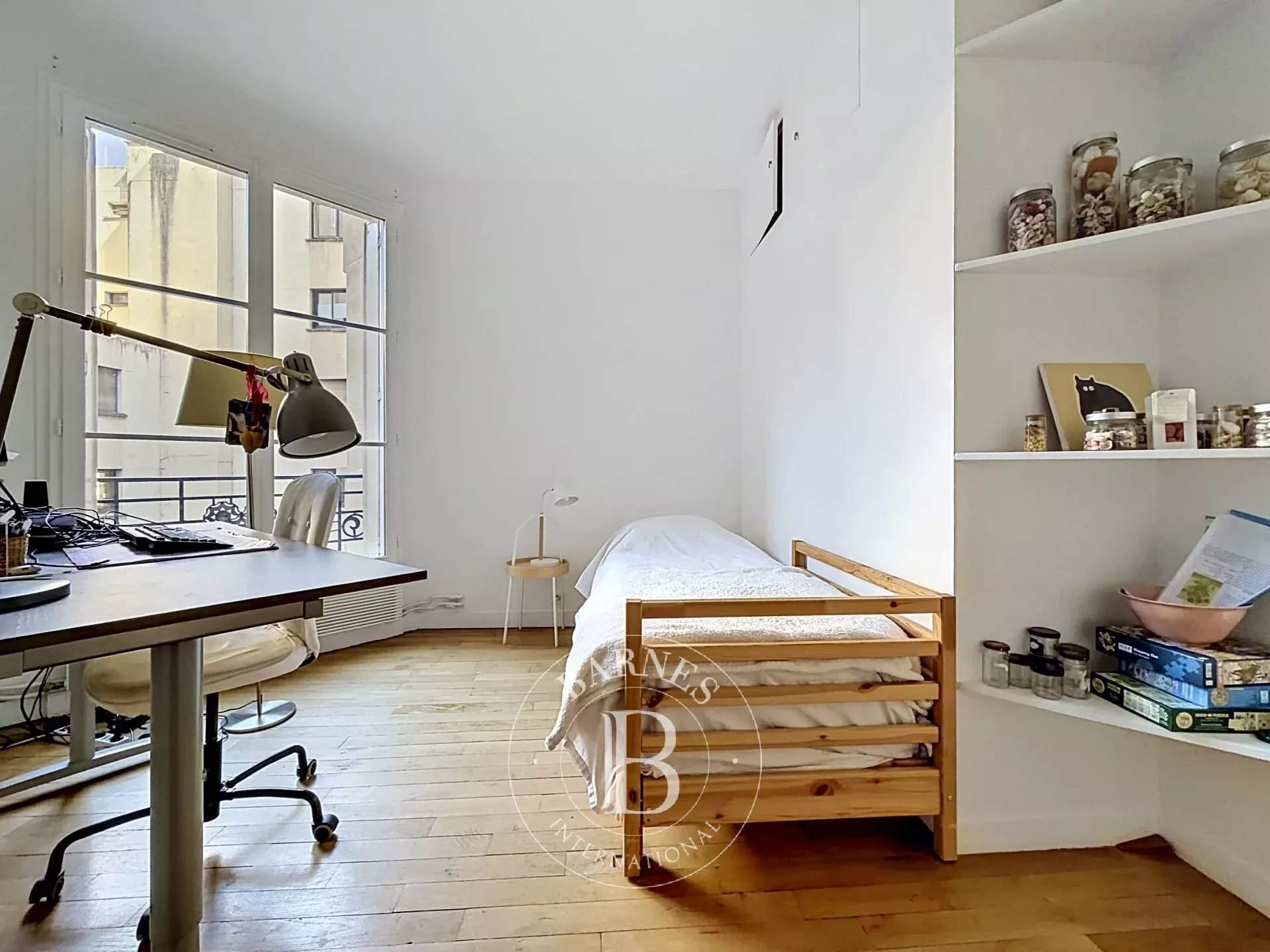 Paris  - Apartment 2 Bedrooms - picture 16