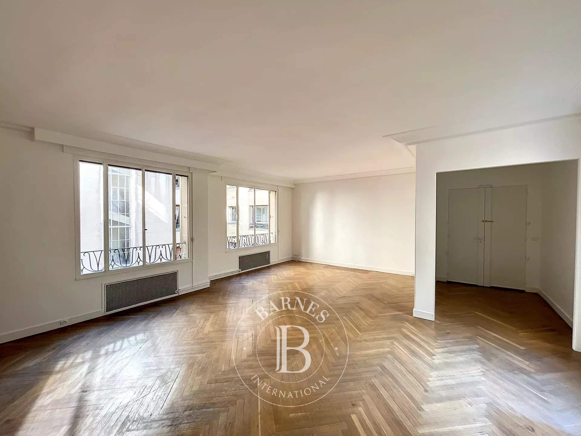 Paris  - Appartement 5 Pi&egrave;ces 3 Chambres - picture 5