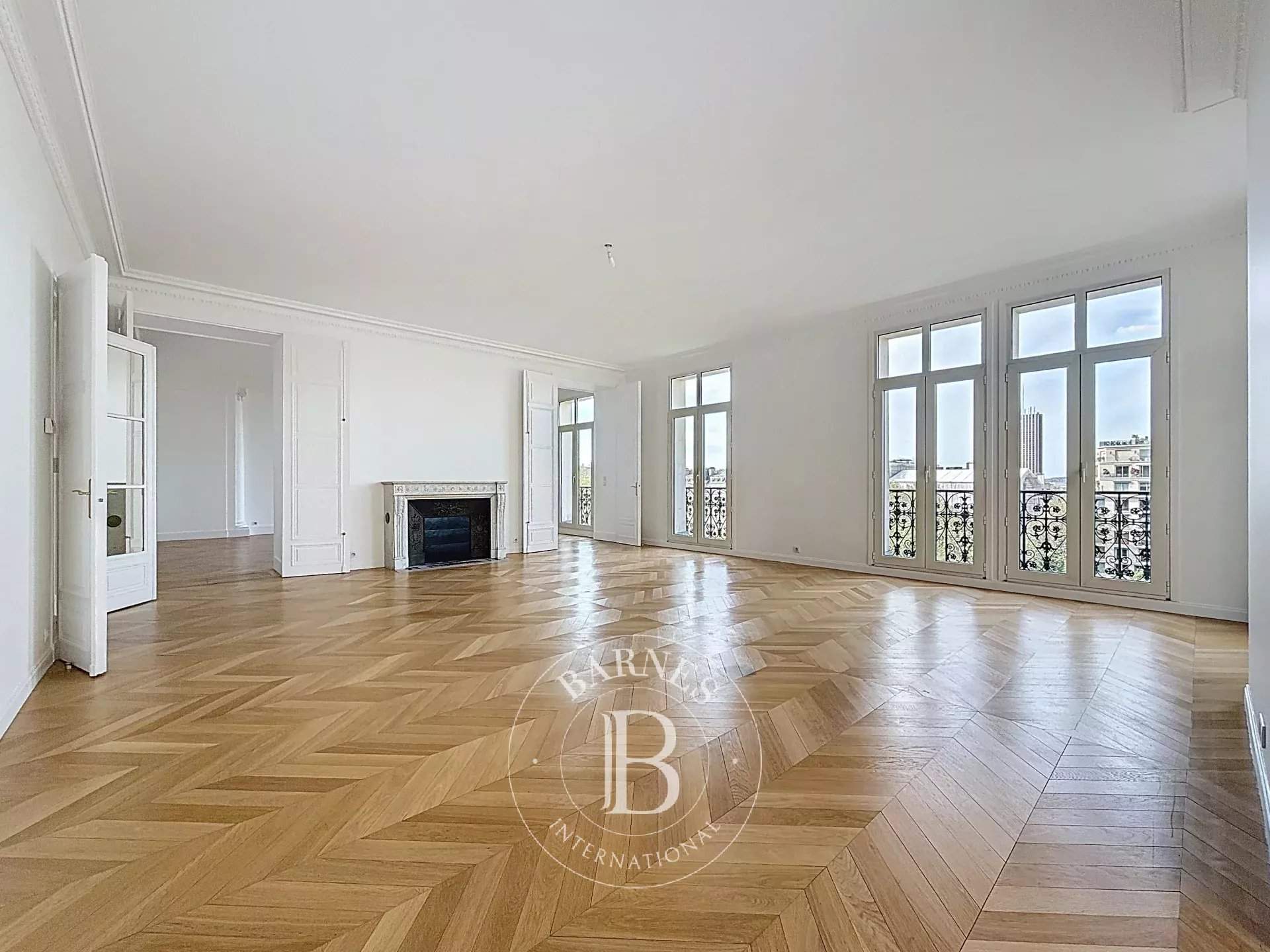 Paris  - Apartment 3 Bedrooms - picture 8