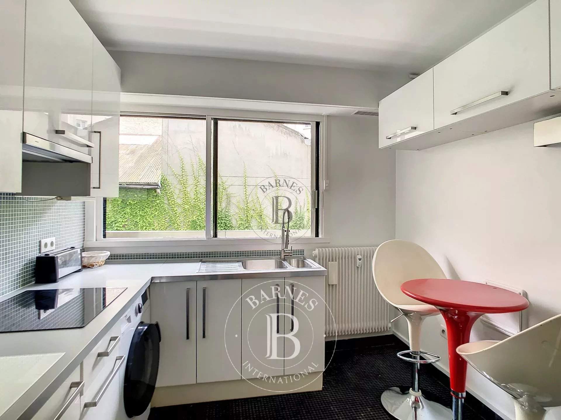 Paris  - Apartment  - picture 10