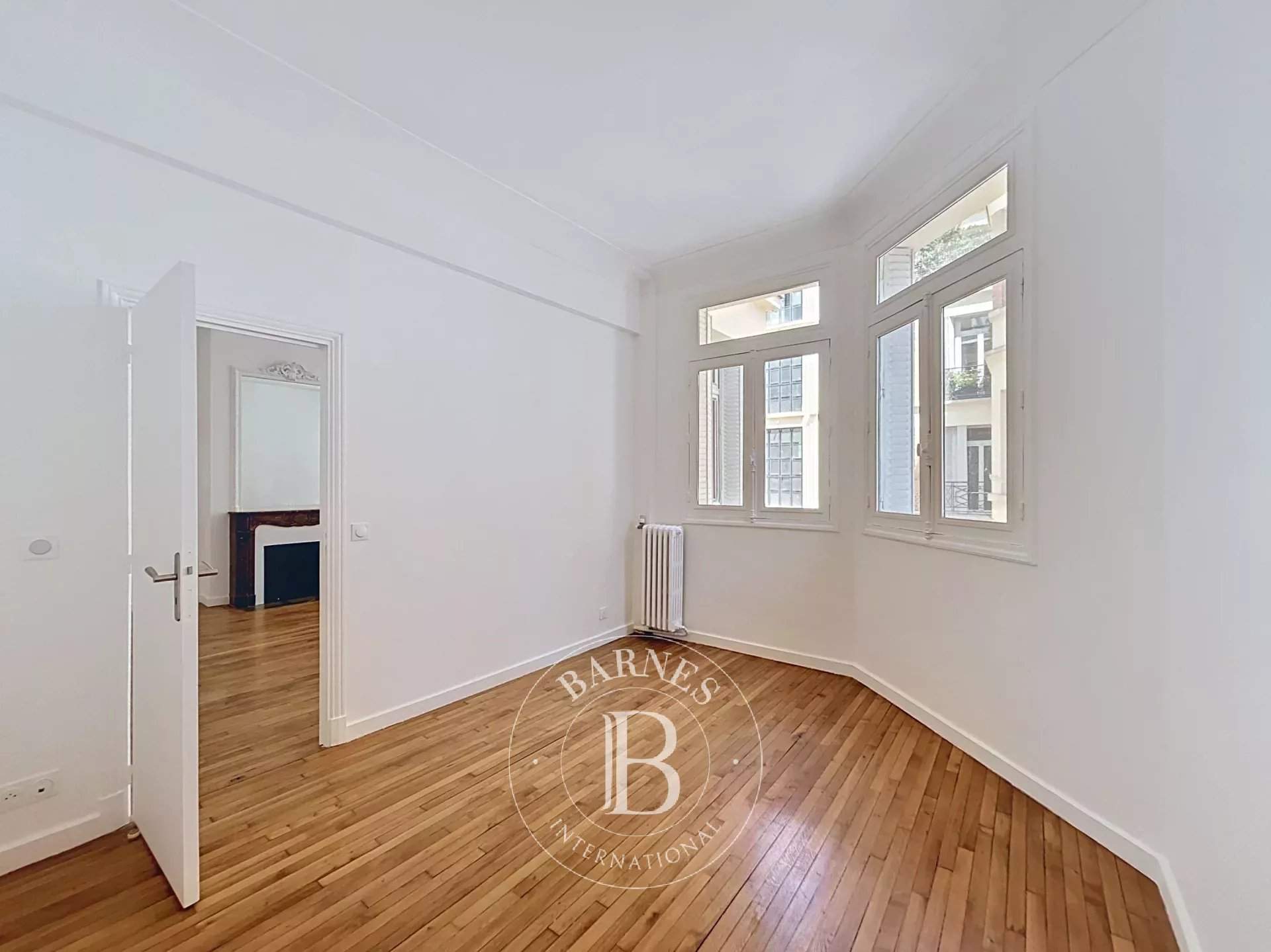 Paris  - Apartment 3 Bedrooms - picture 5