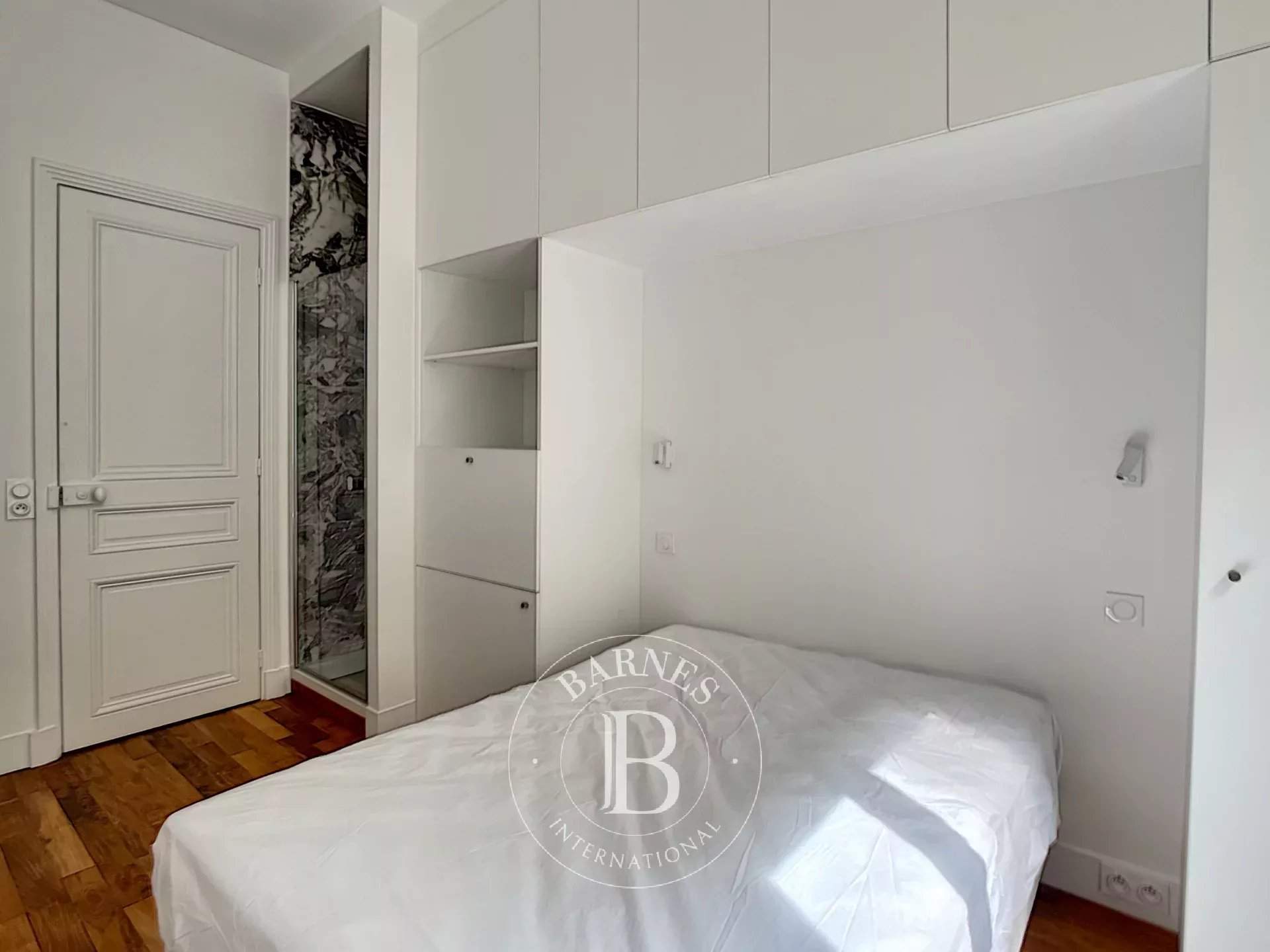Paris  - Apartment 3 Bedrooms - picture 14