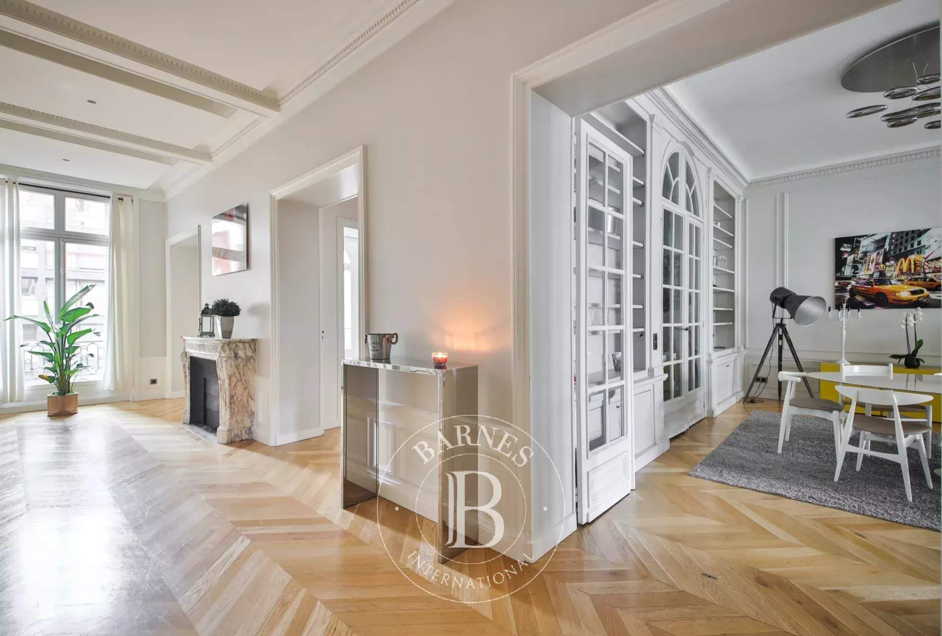 Paris  - Apartment 4 Bedrooms - picture 3