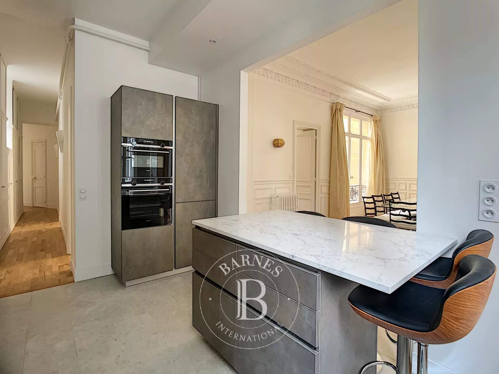 Paris  - Apartment 3 Bedrooms - picture 9