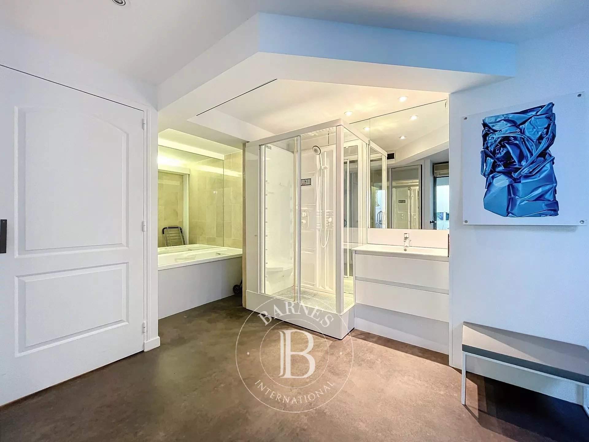 Paris  - Appartement 3 Pi&egrave;ces 2 Chambres - picture 8