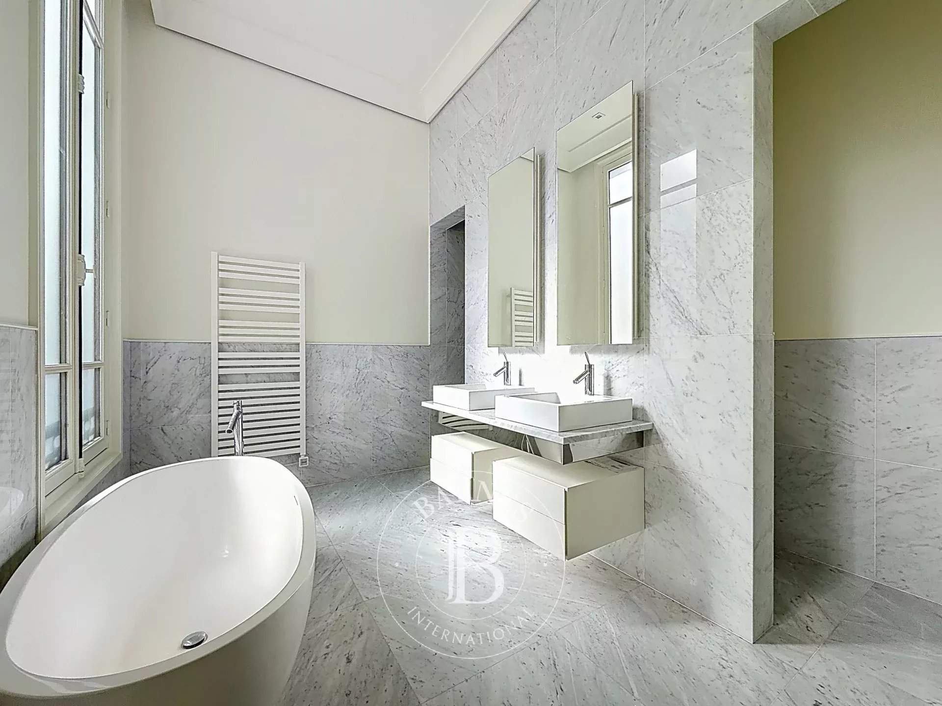 Paris  - Apartment 3 Bedrooms - picture 8