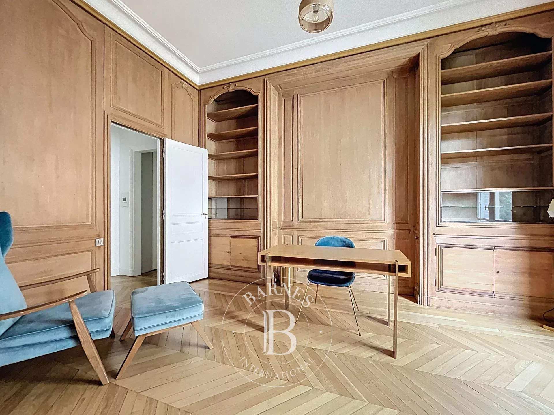 Paris  - Apartment 4 Bedrooms - picture 6