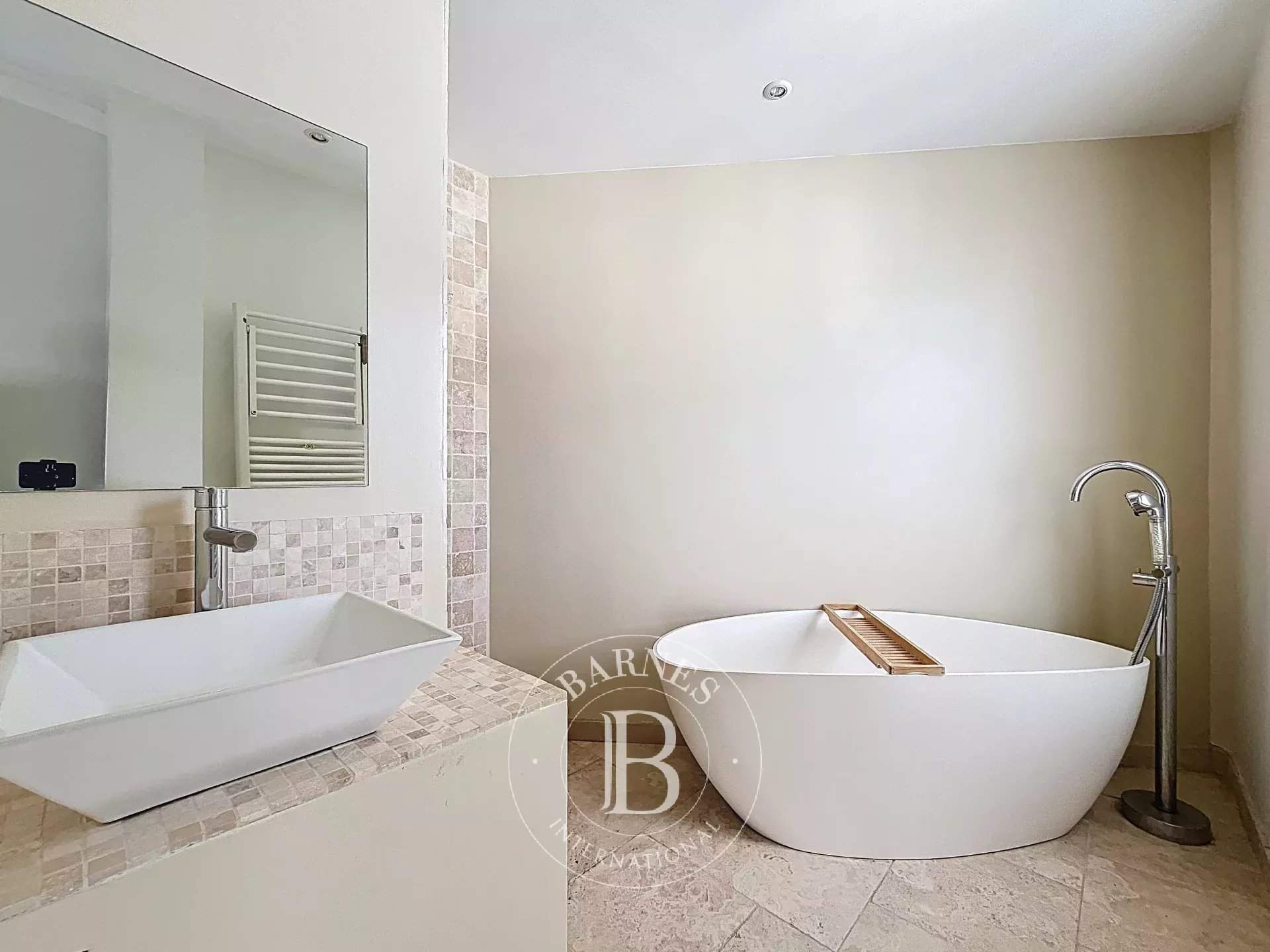 Paris  - Appartement 3 Pi&egrave;ces 2 Chambres - picture 5