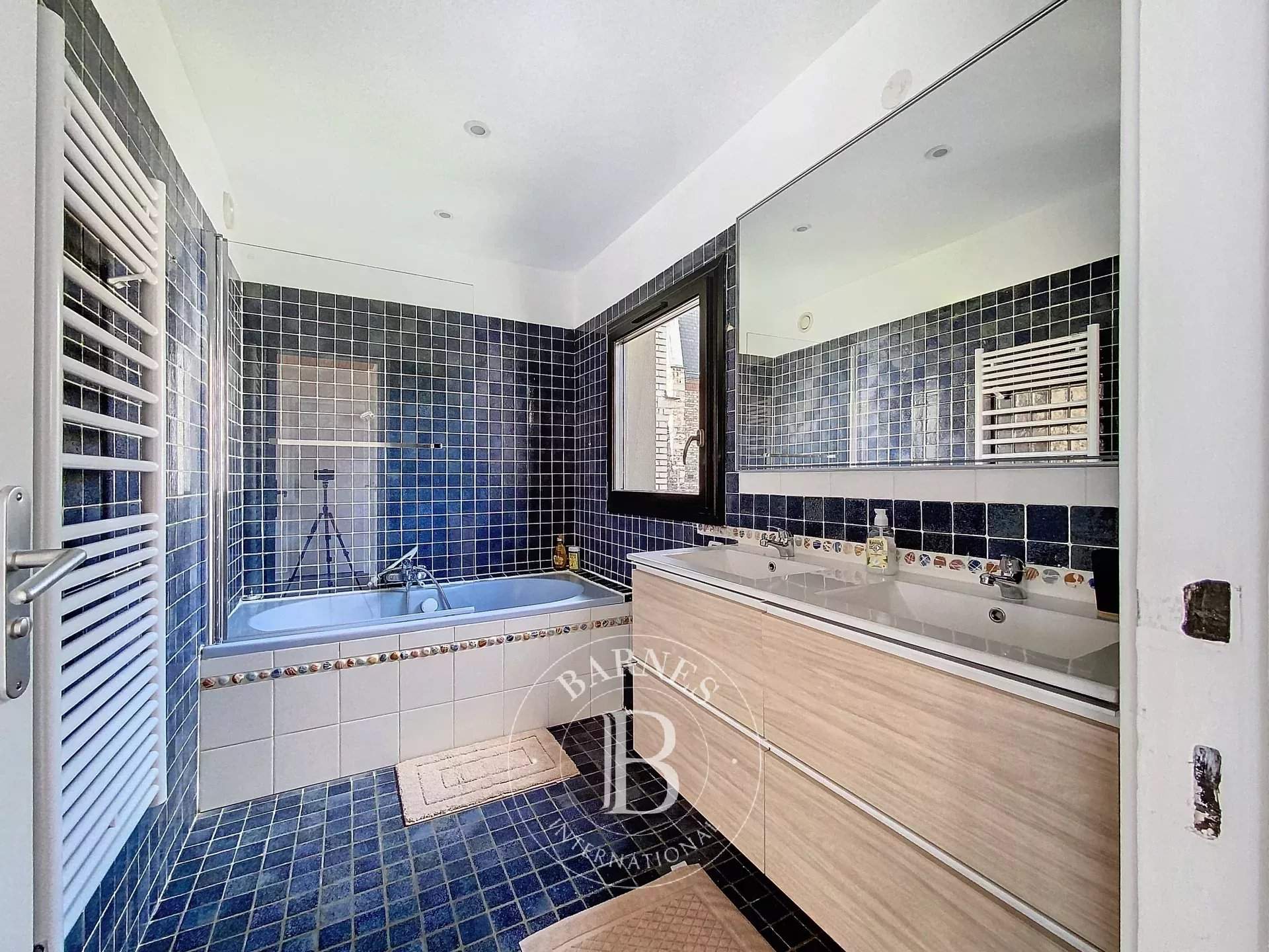 Paris  - Apartment 2 Bedrooms - picture 9