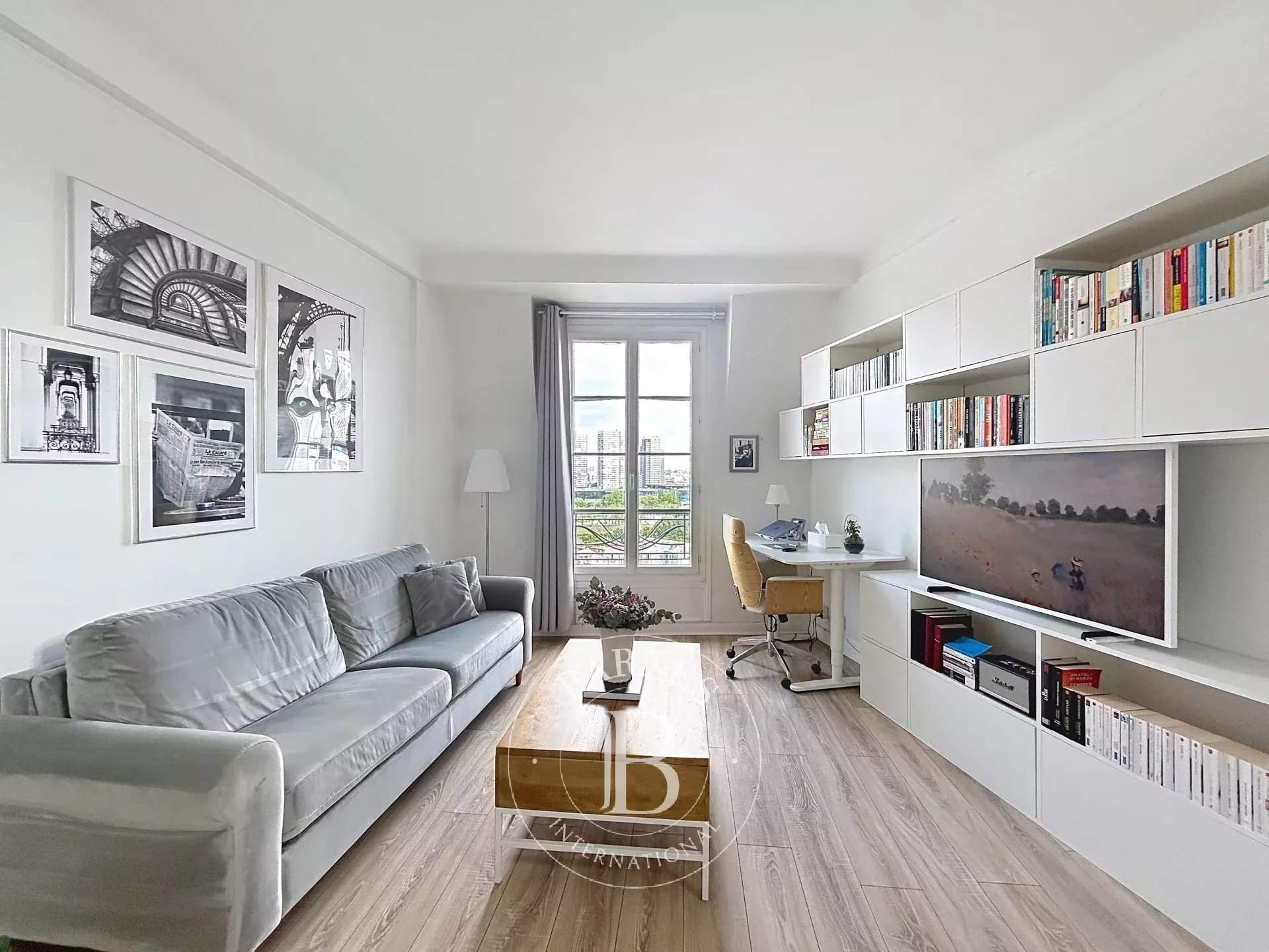 Paris  - Apartment 1 Bedroom - picture 1