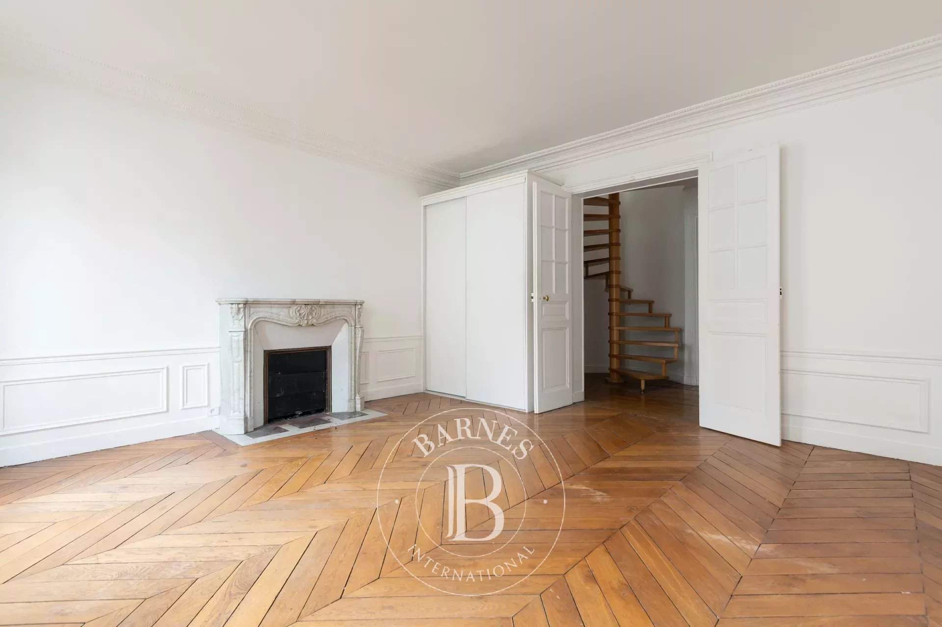 Paris  - Apartment 5 Bedrooms - picture 11