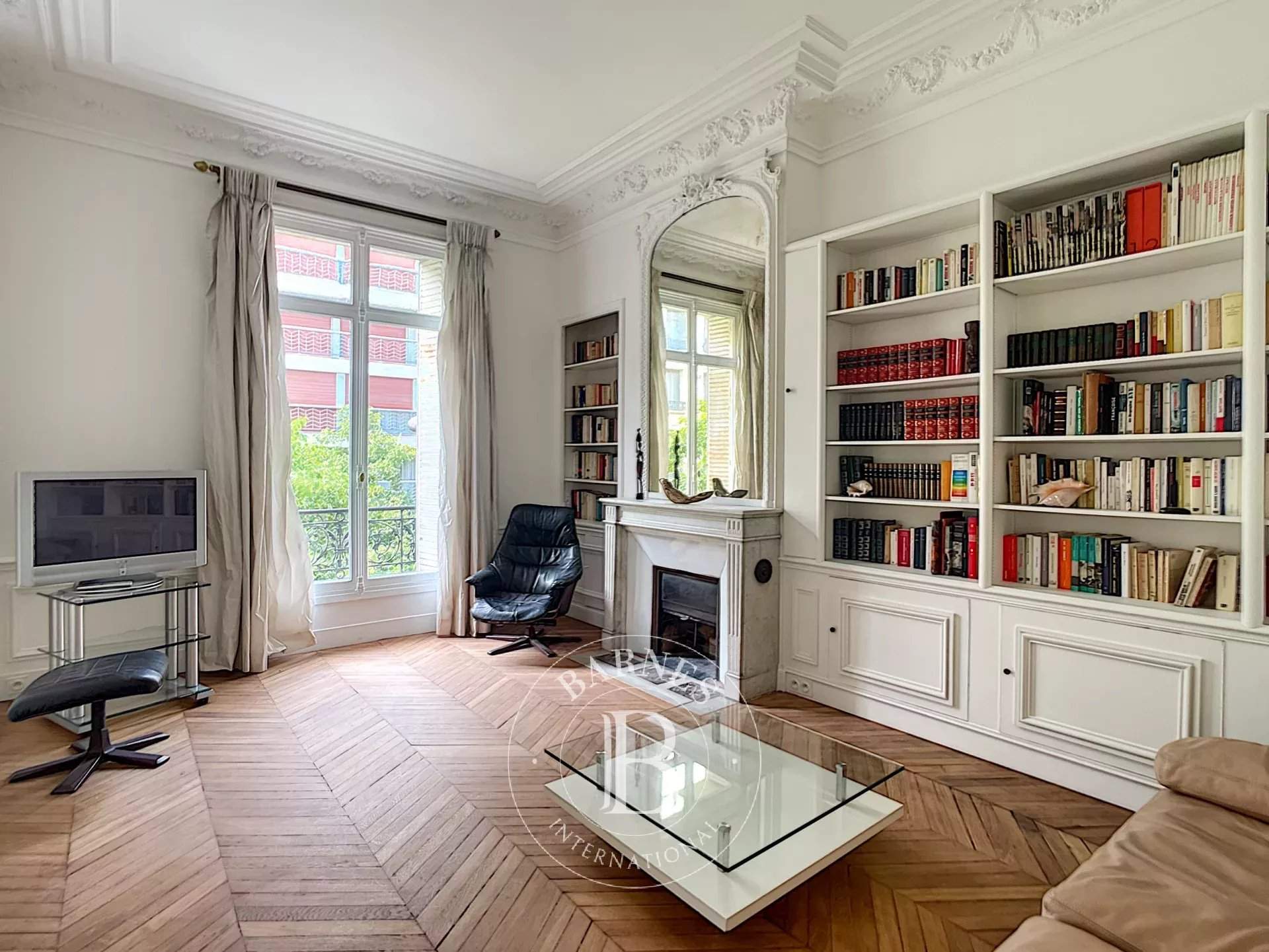 Paris  - Apartment 3 Bedrooms - picture 4