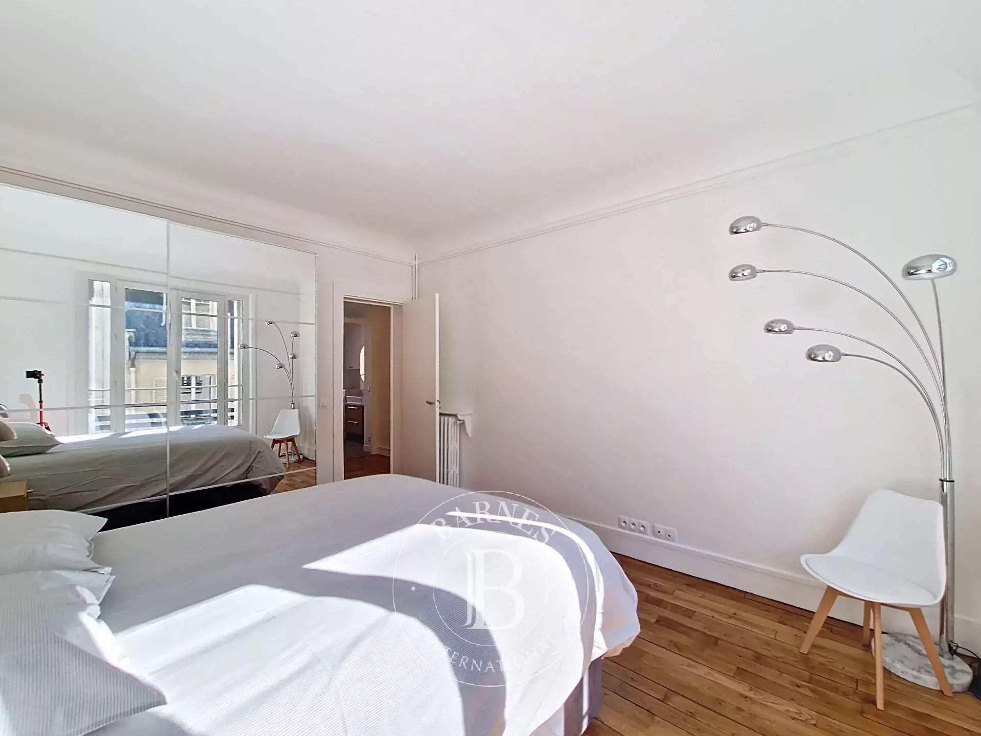 Paris  - Appartement 5 Pièces 3 Chambres - picture 5