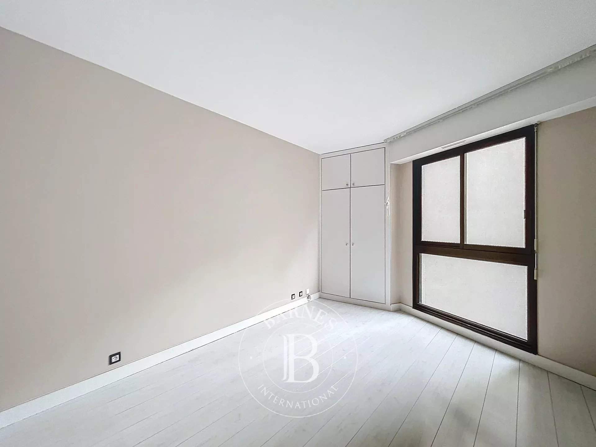 Paris  - Appartement 3 Pi&egrave;ces 2 Chambres - picture 9