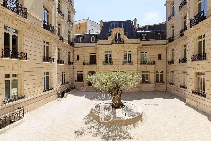 Paris  - Appartement 5 Pi&egrave;ces 3 Chambres - picture 3