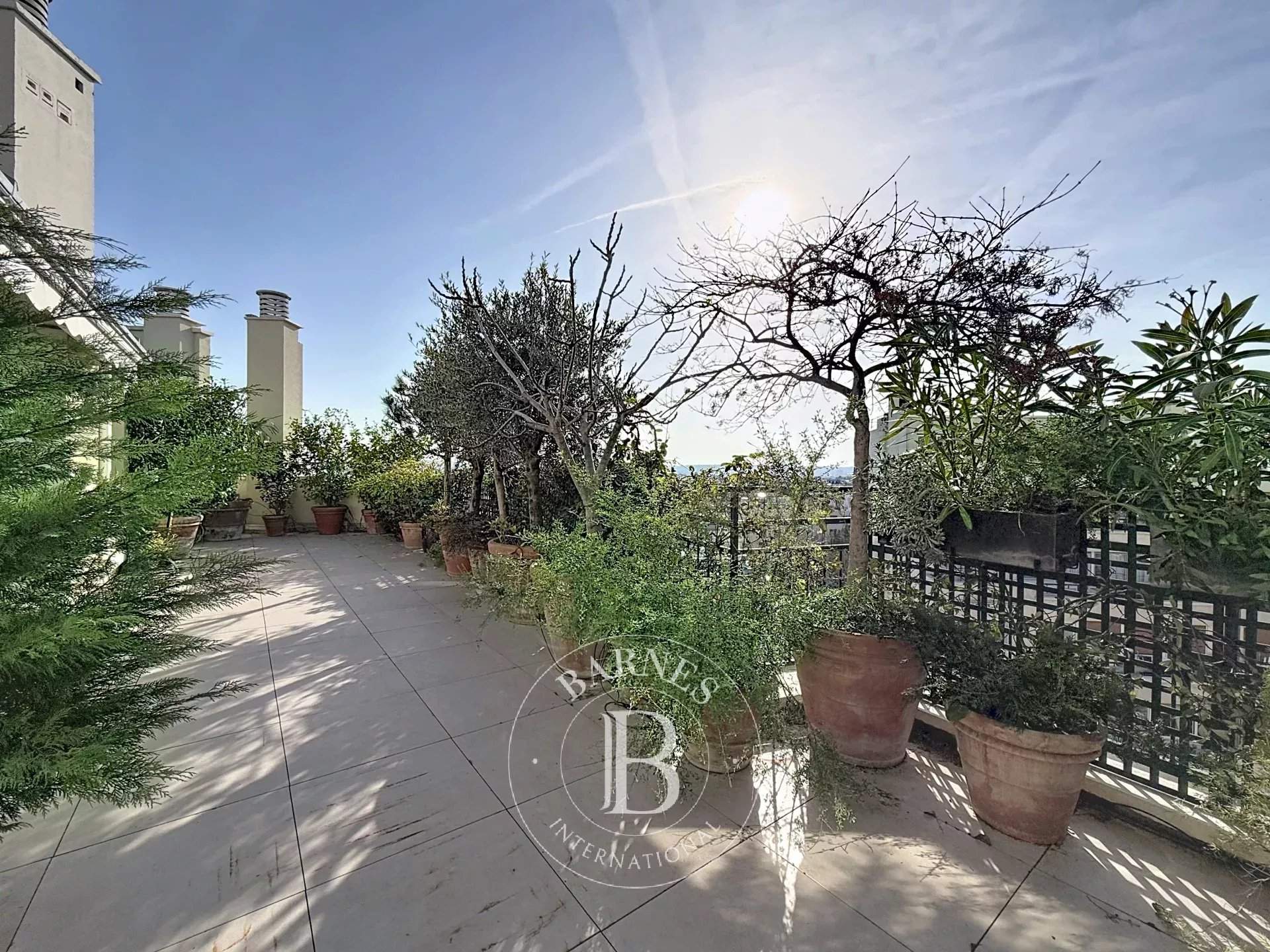 Paris  - Appartement 2 Pi&egrave;ces, 1 Chambre - picture 3