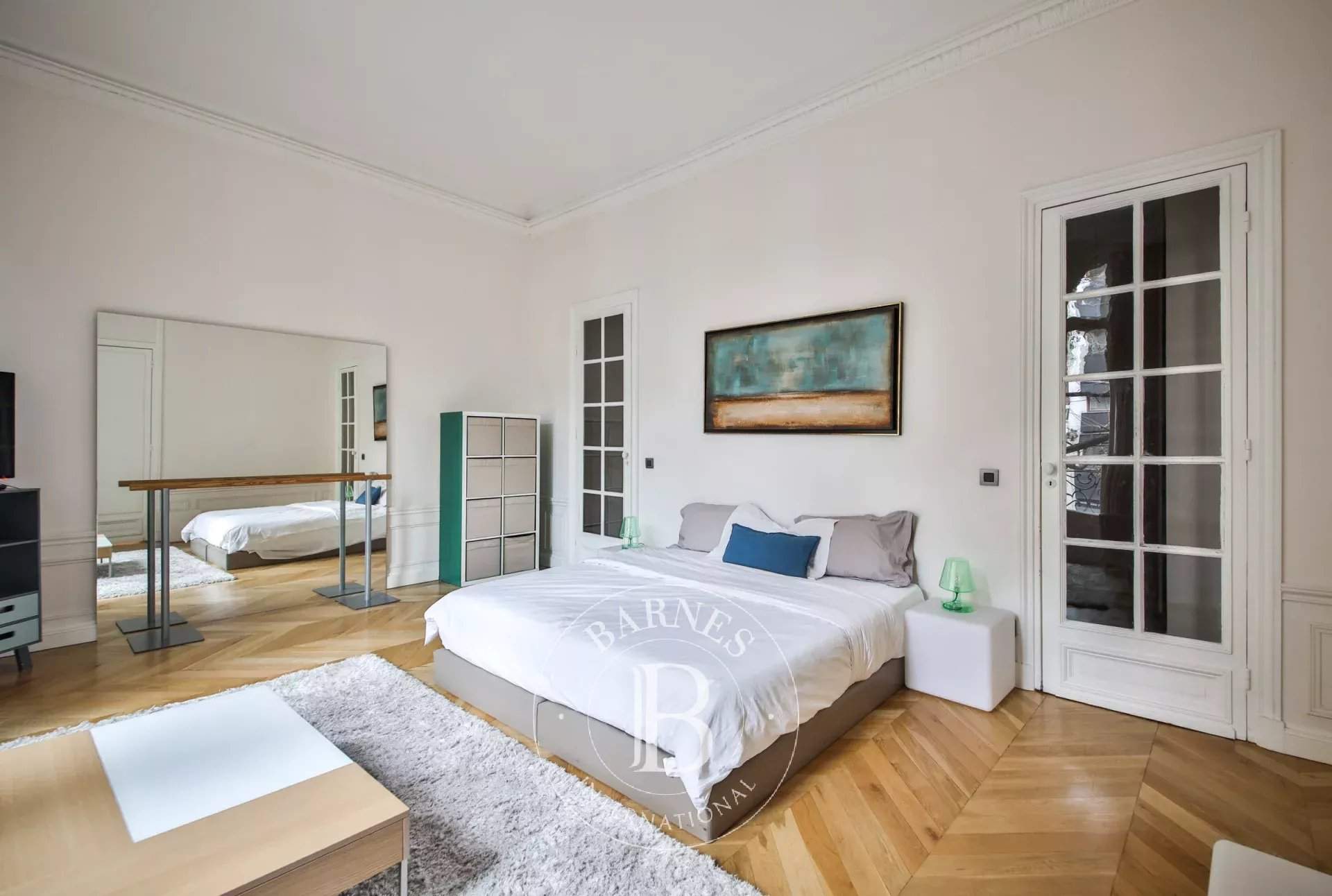 Paris  - Apartment 4 Bedrooms - picture 11