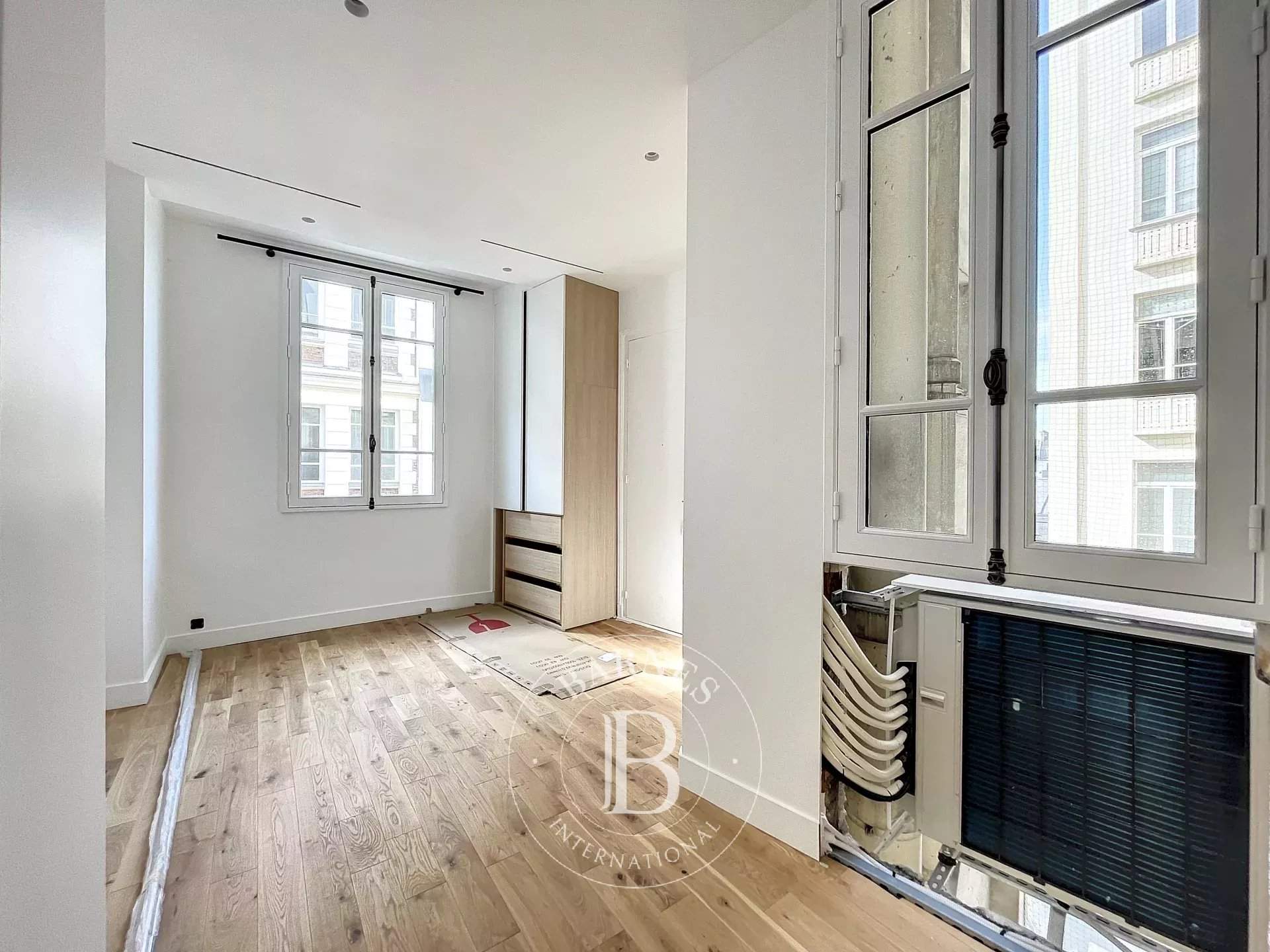 Paris  - Appartement 8 Pi&egrave;ces 5 Chambres - picture 18