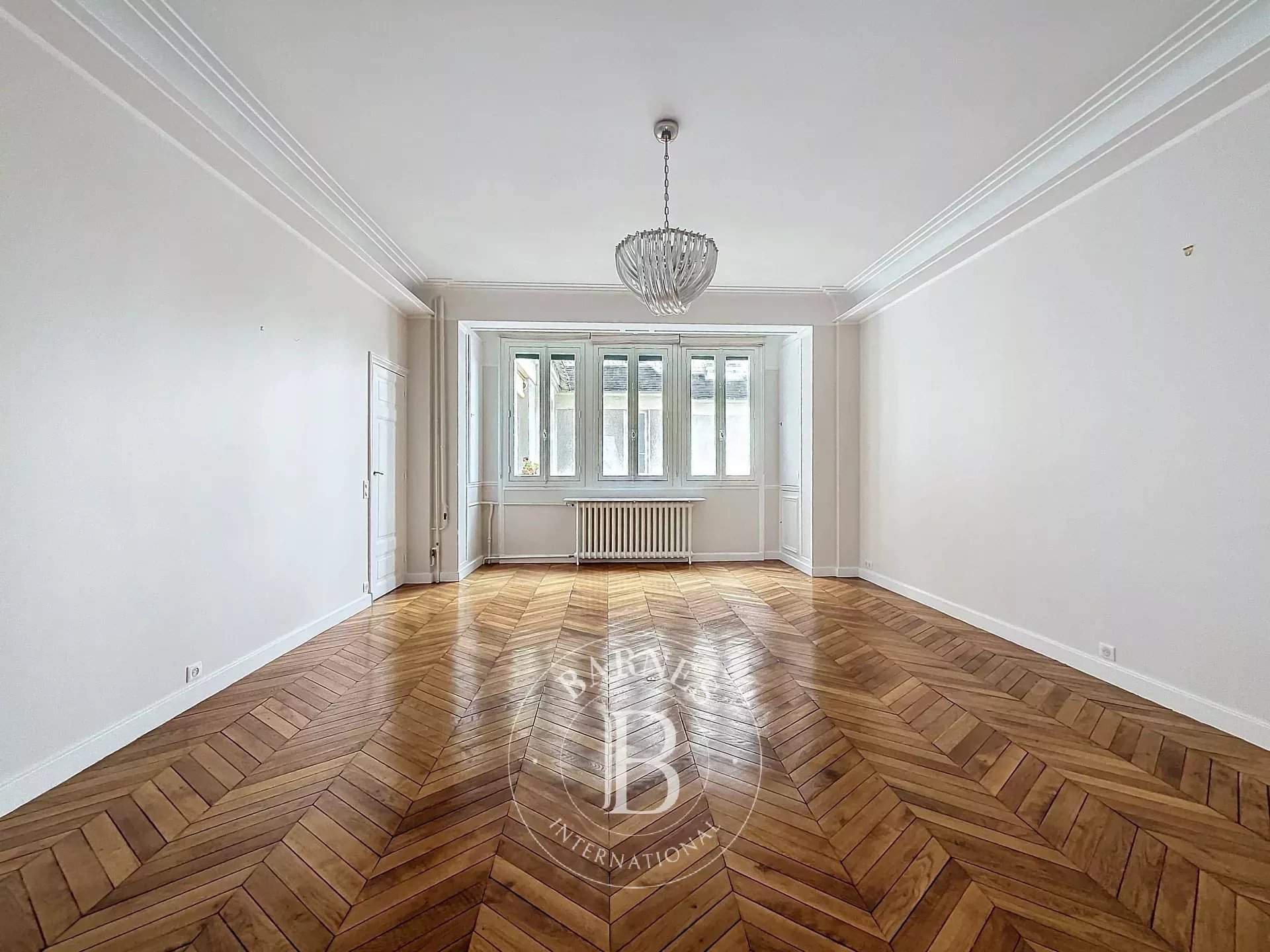 Paris  - Appartement 8 Pièces 5 Chambres - picture 7