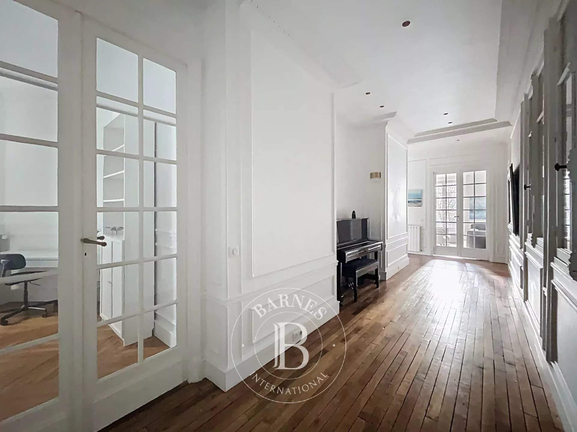 Paris  - Apartment 5 Bedrooms - picture 5