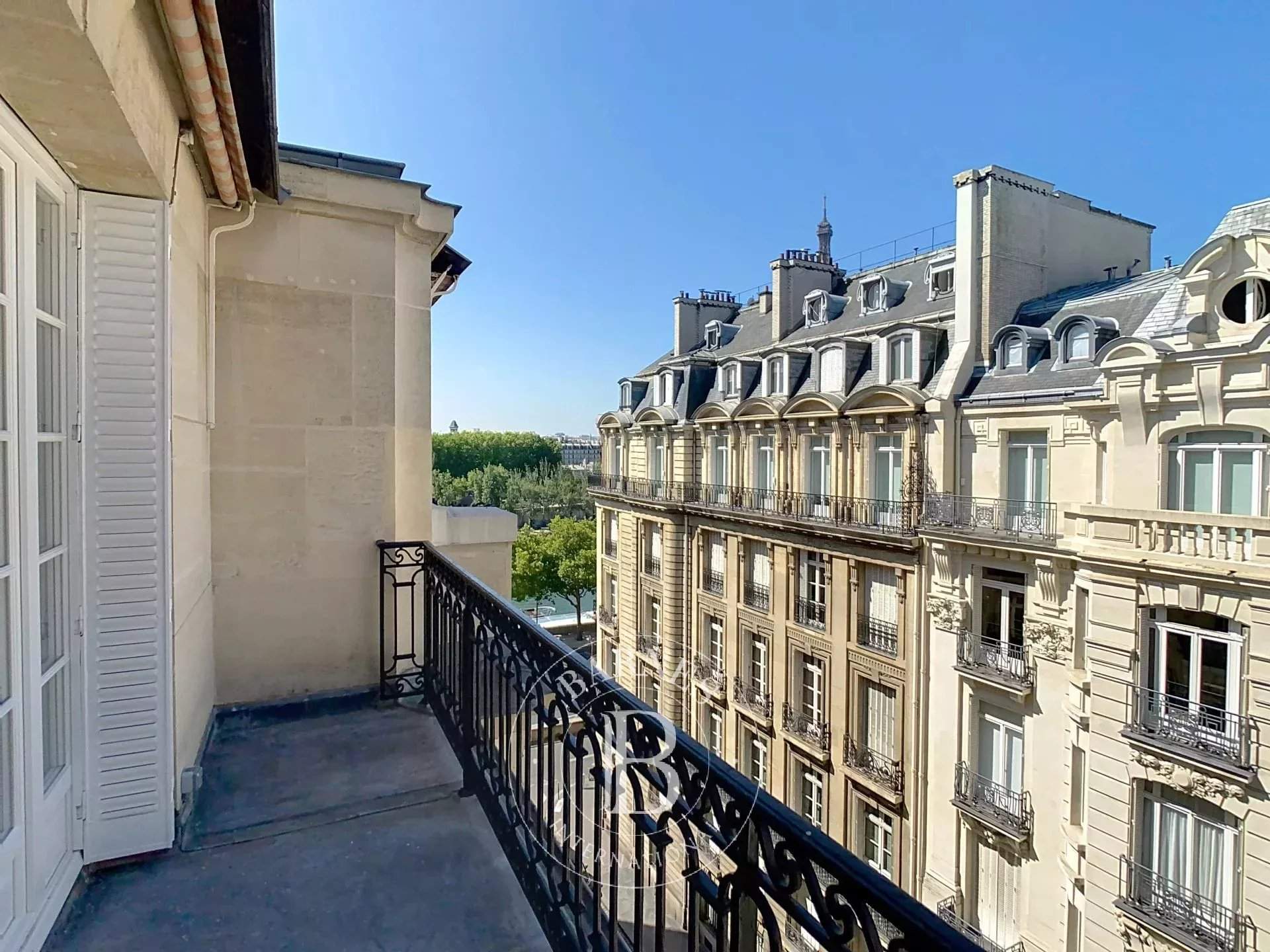 Paris  - Appartement 6 Pi&egrave;ces 3 Chambres - picture 2
